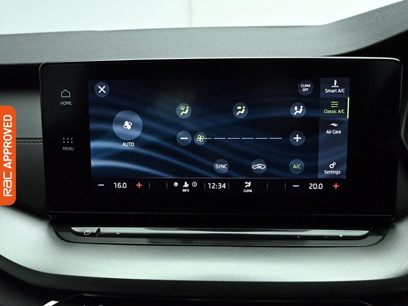 Skoda Octavia view 17