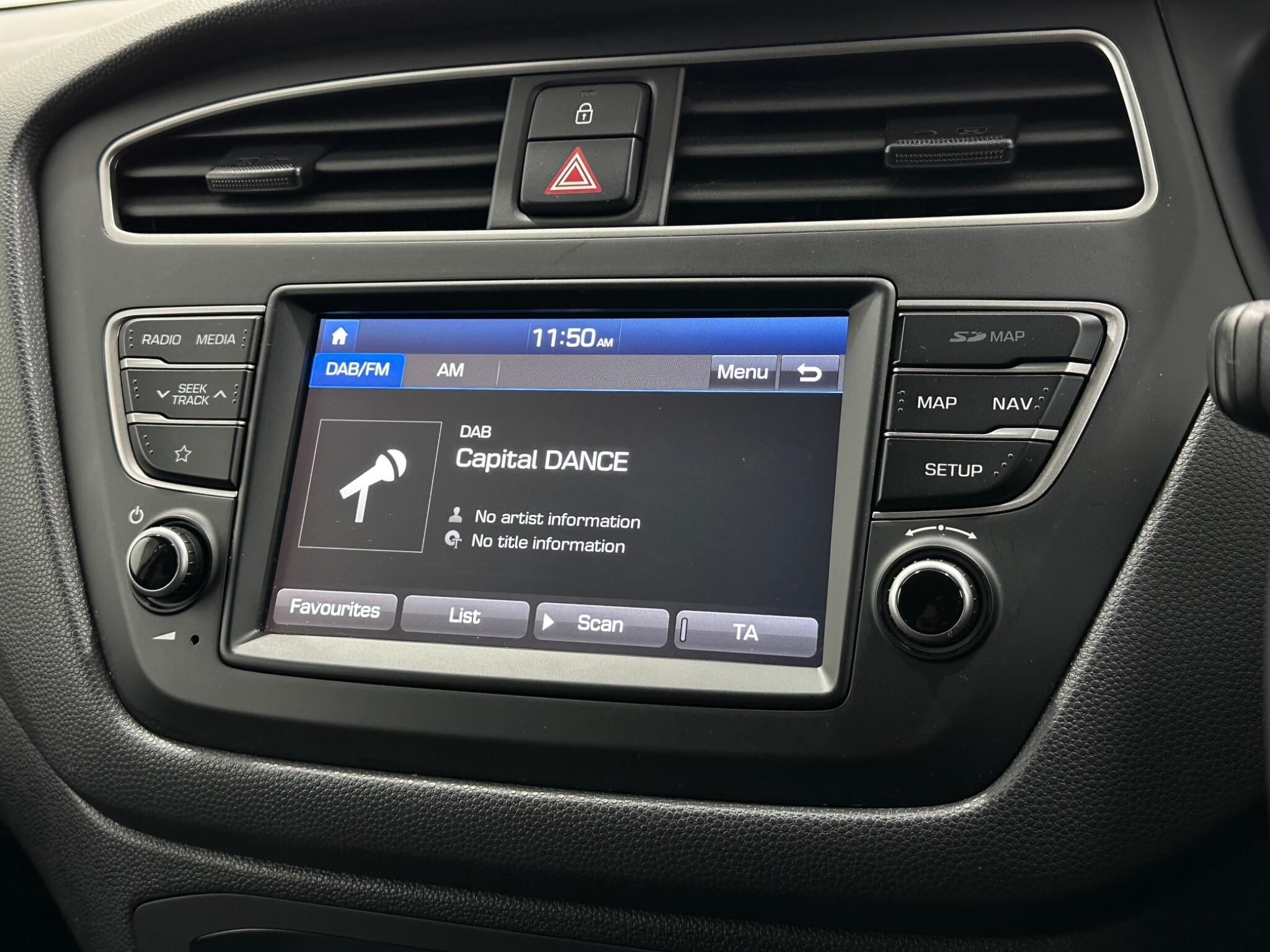 Hyundai I20 view 25