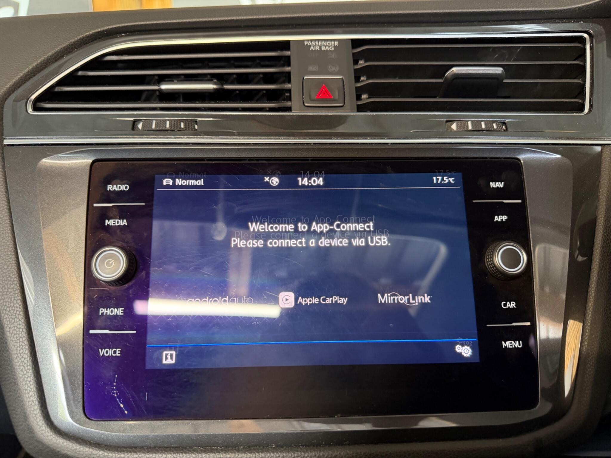 Volkswagen Tiguan Allspace view 45