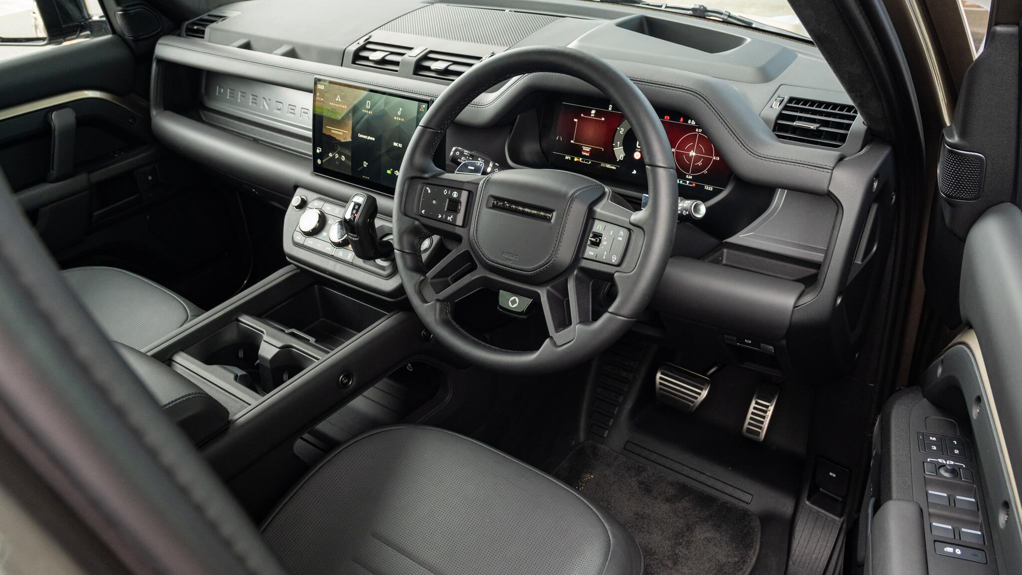 Land Rover Defender view 68