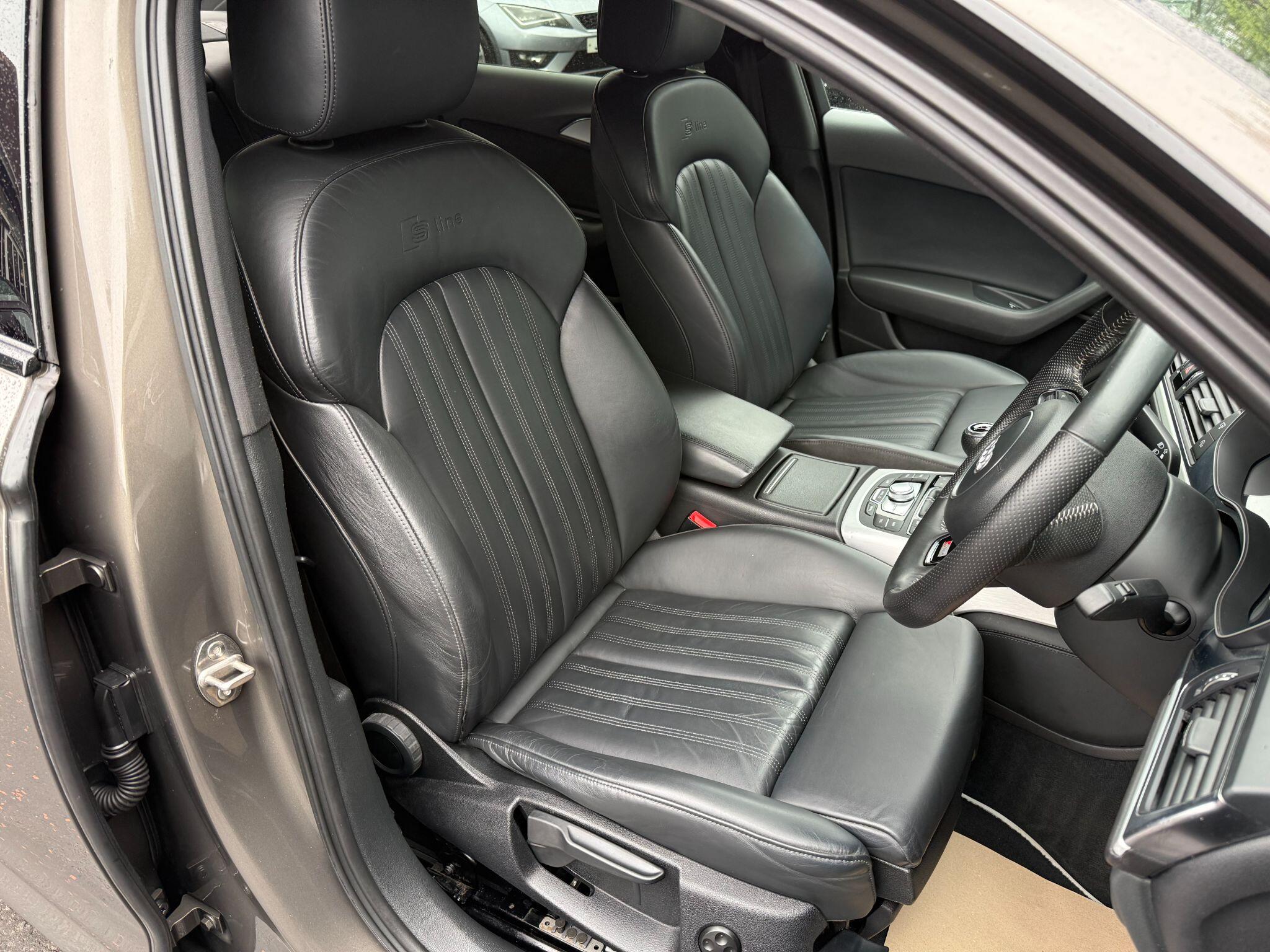 Audi A6 view 16