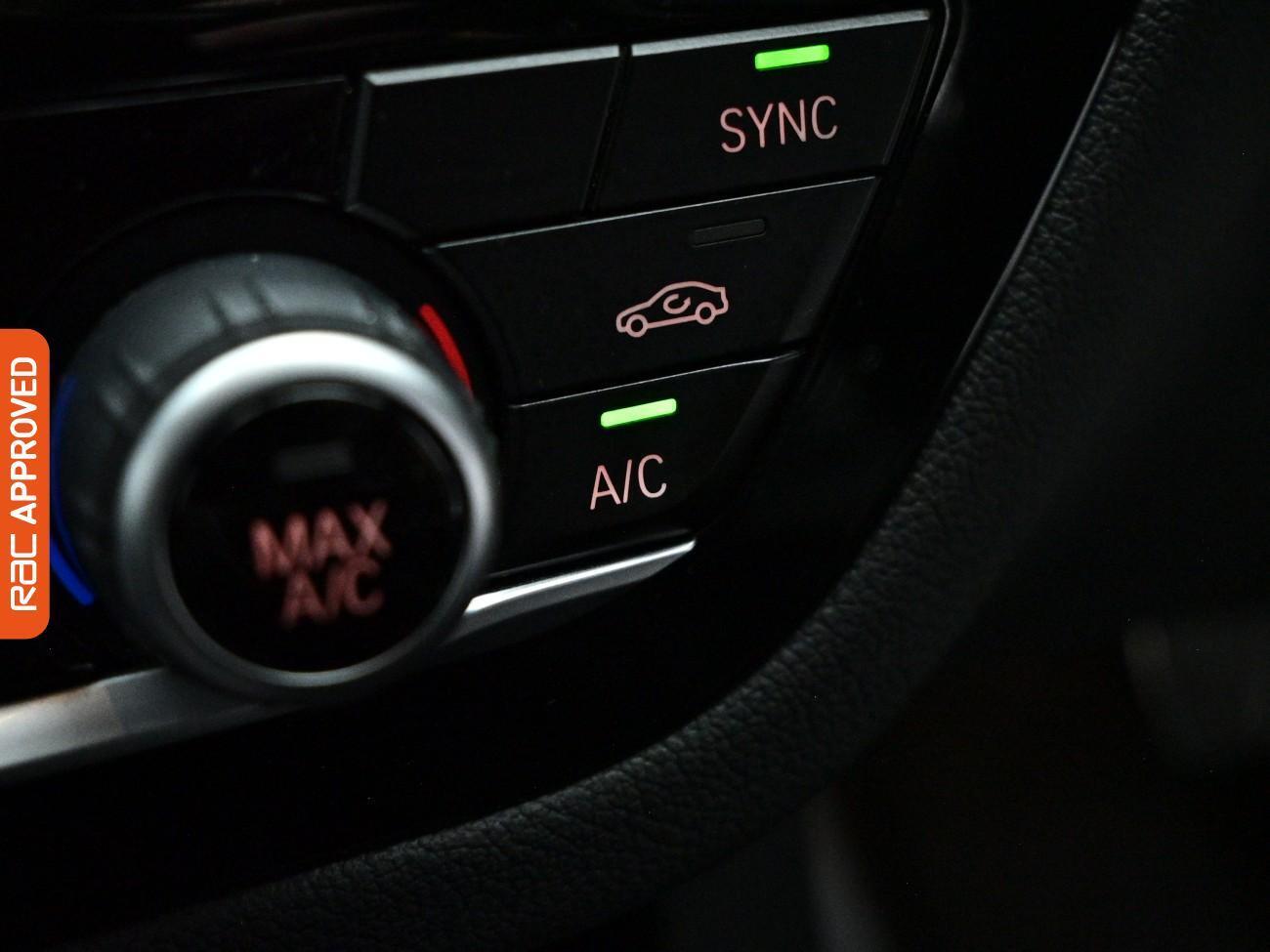 BMW X3 view 21