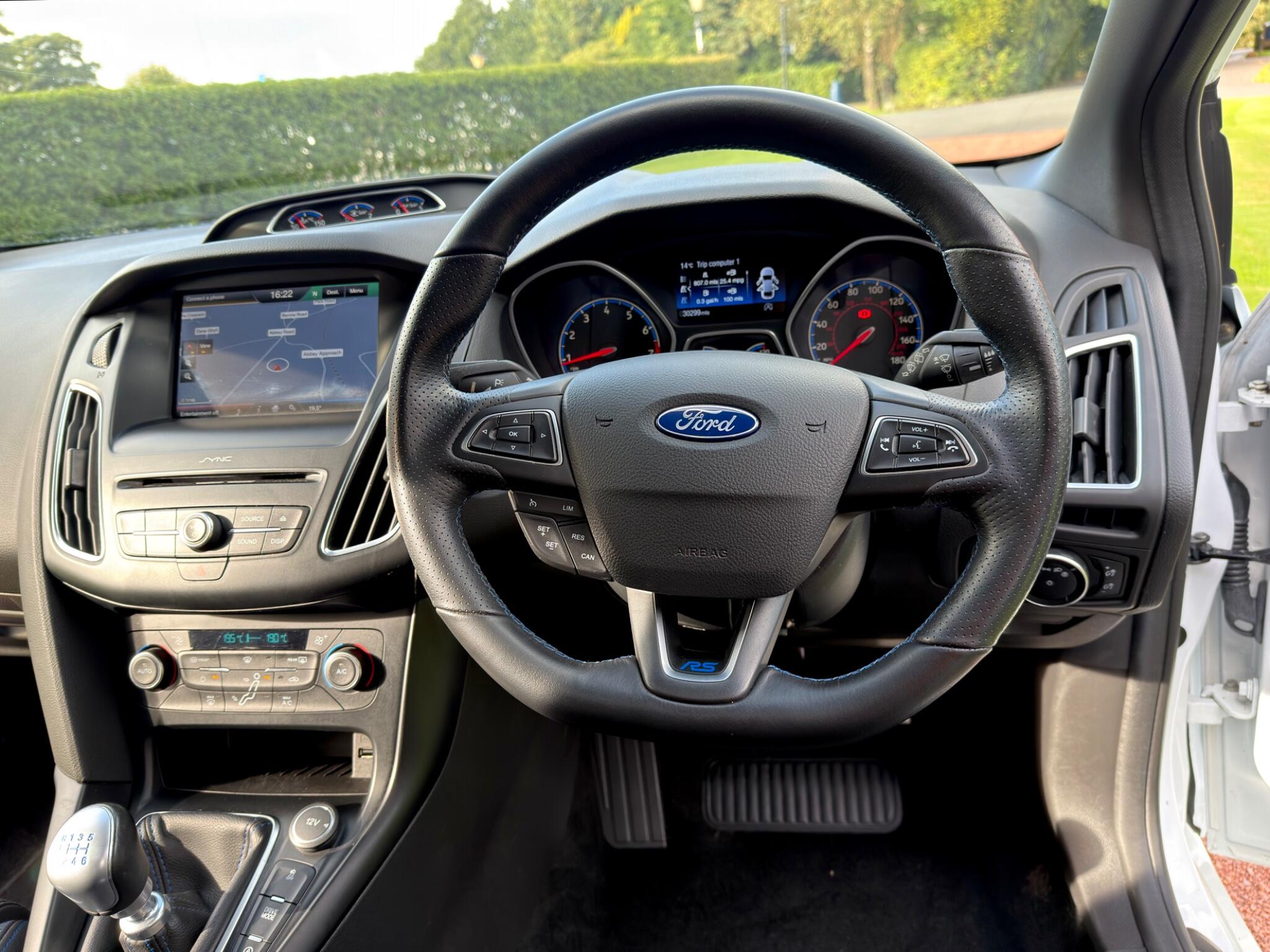 Ford Focus view 21