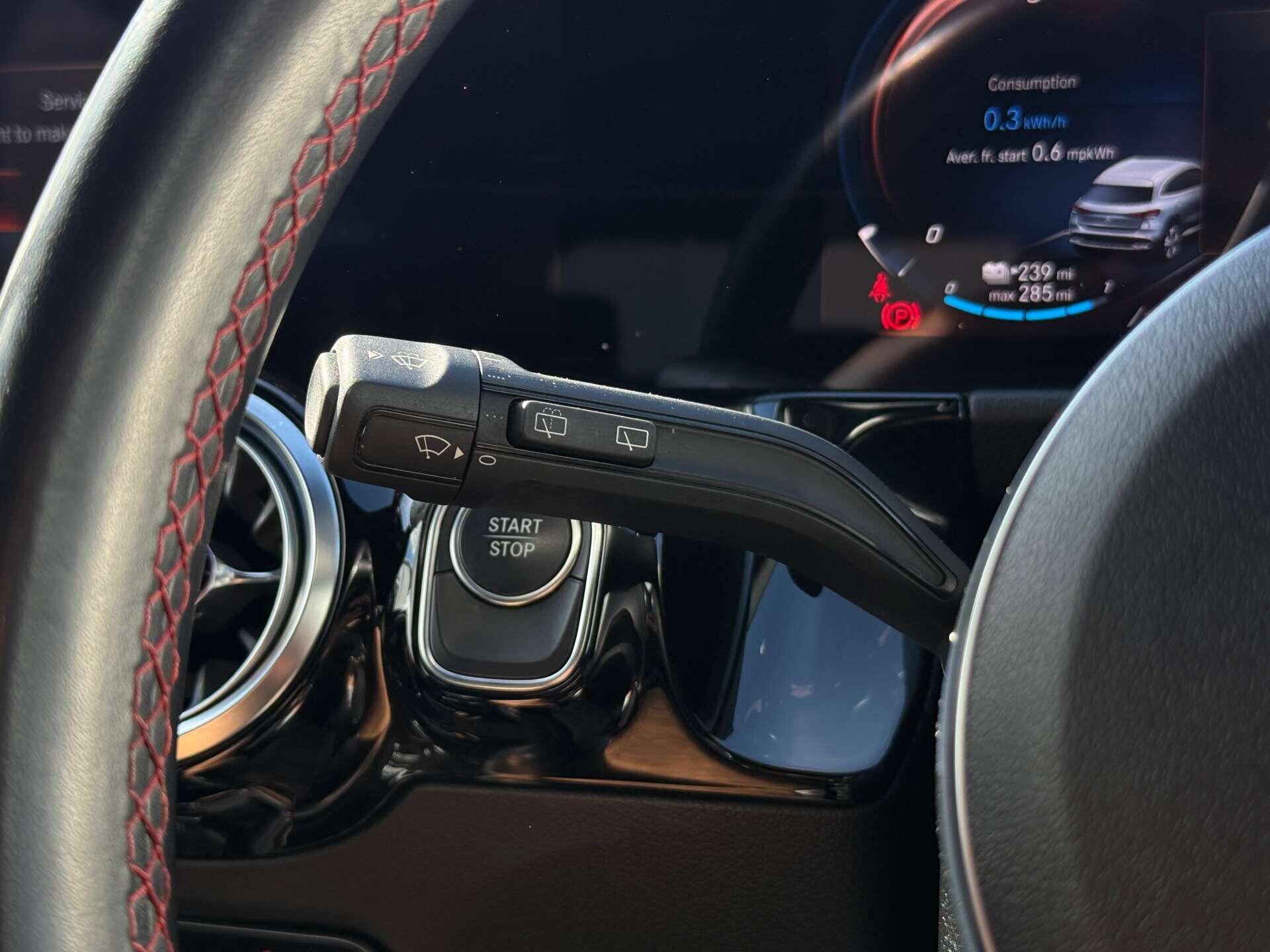 Mercedes-Benz EQA view 25
