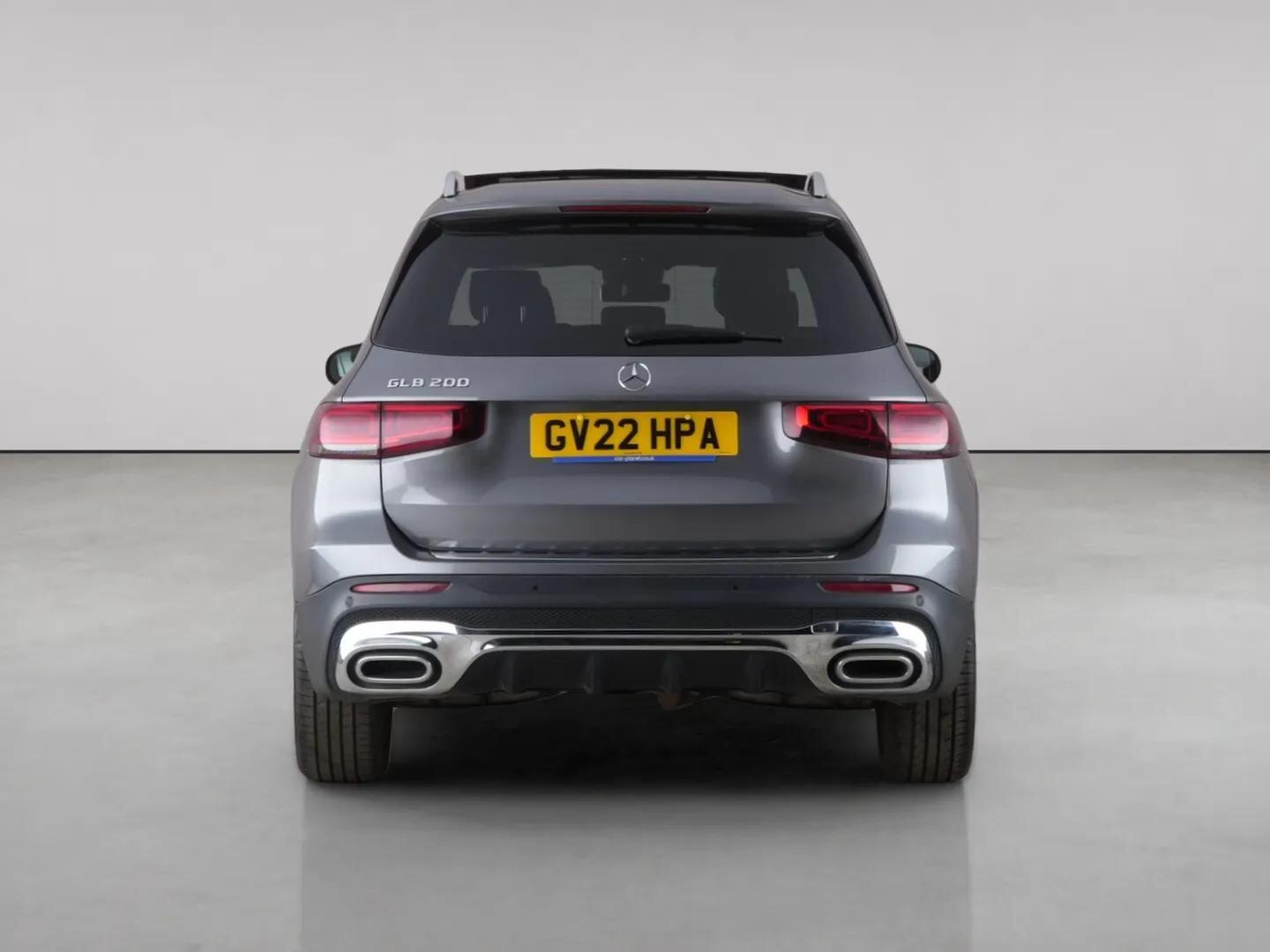 Mercedes-Benz GLB view 7