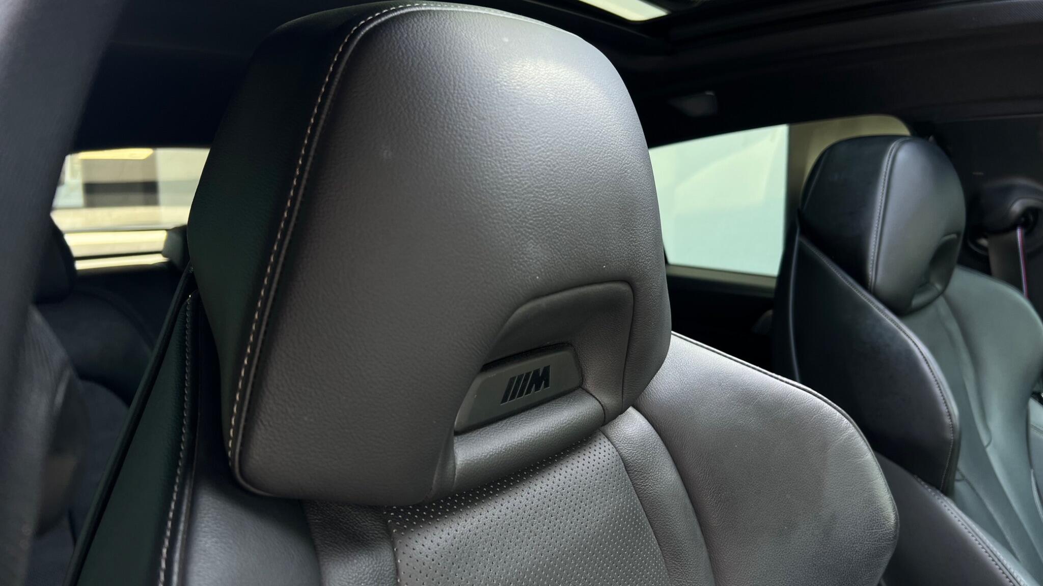 BMW X6 view 16