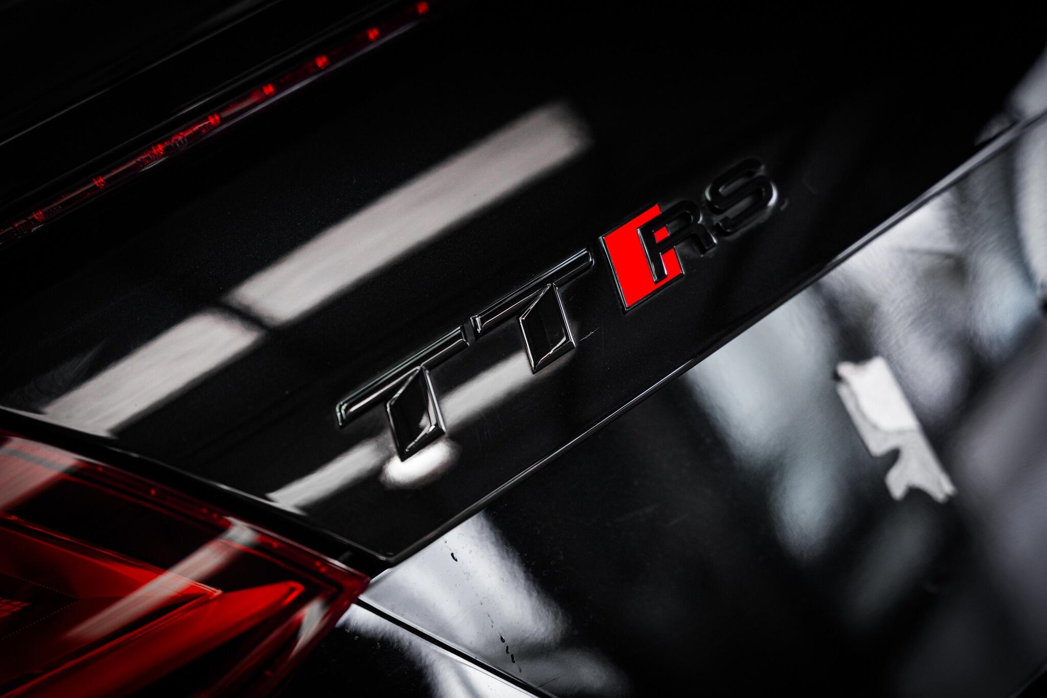 Audi TT RS view 40