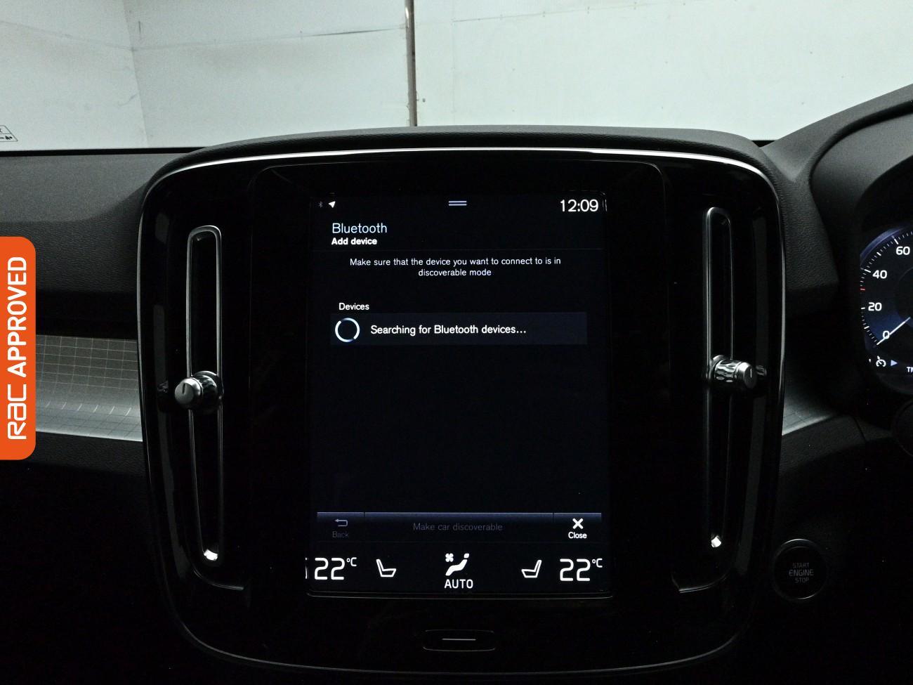 Volvo XC40 view 19