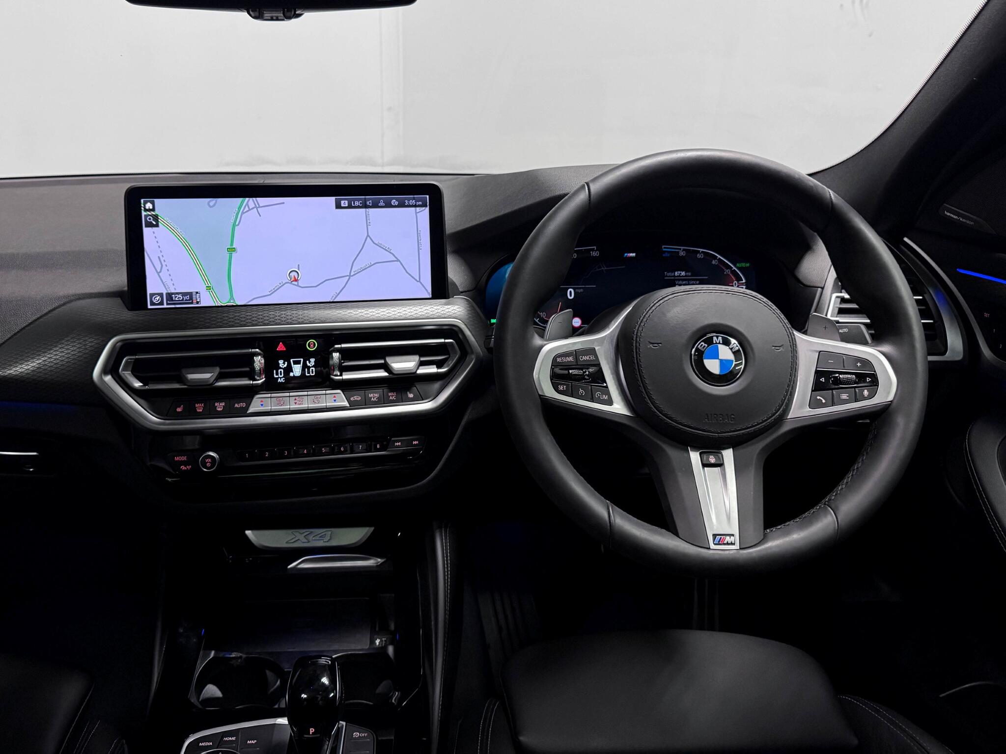 BMW X4 view 16