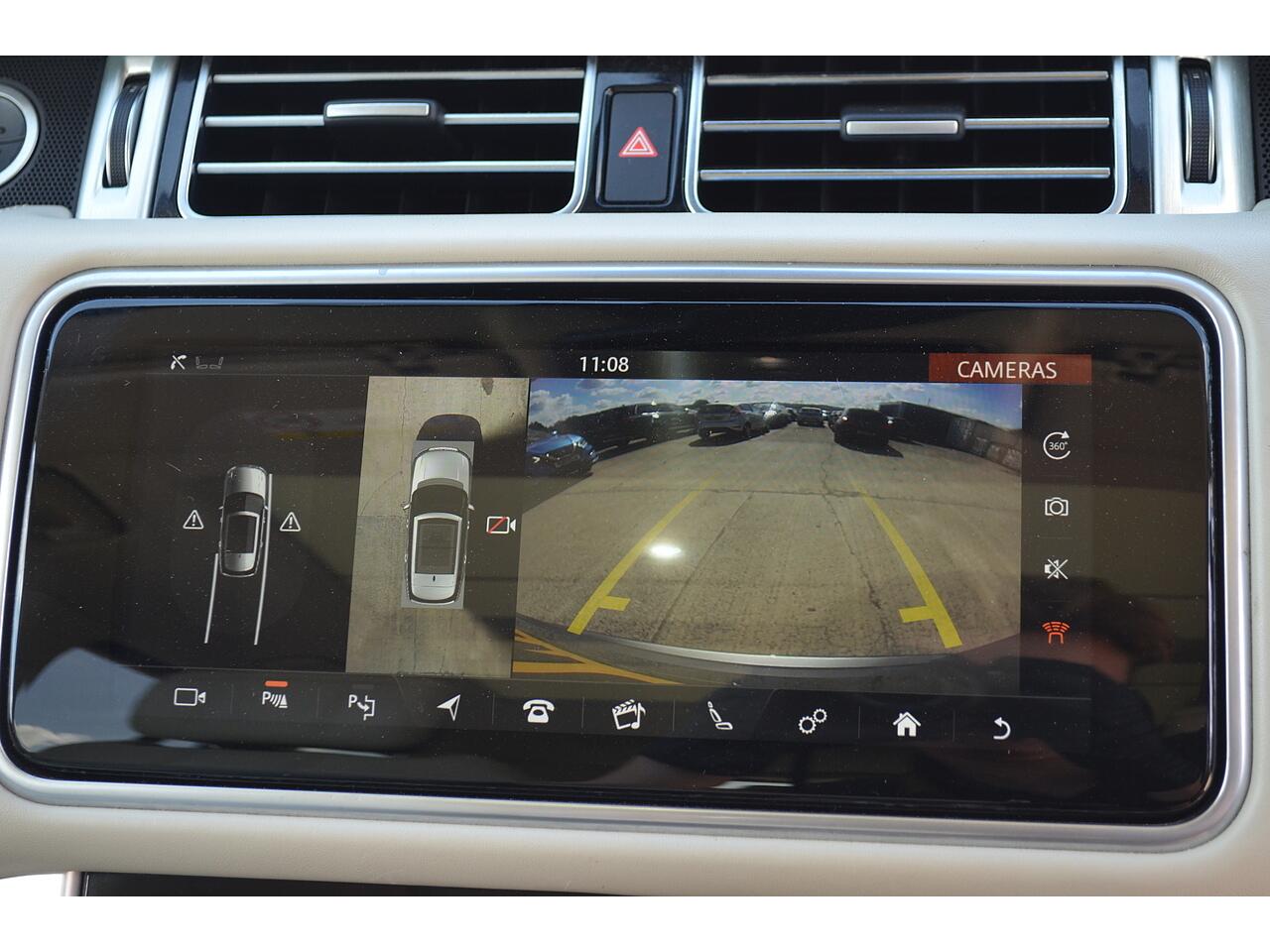 Land Rover Range Rover view 19