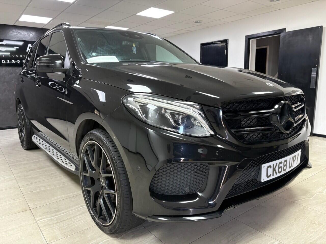 Mercedes-Benz Gle view 14
