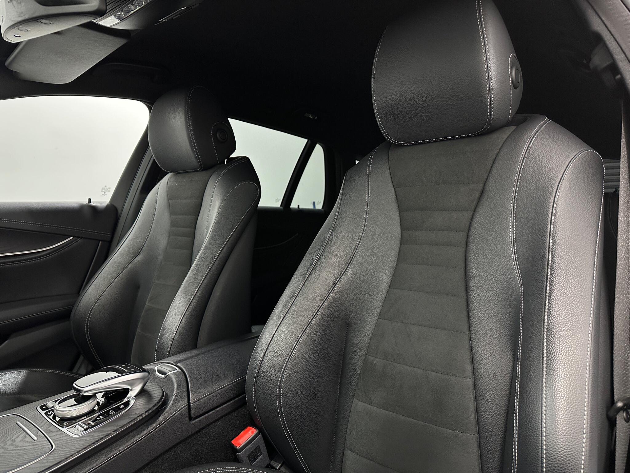 Mercedes-Benz E Class view 38