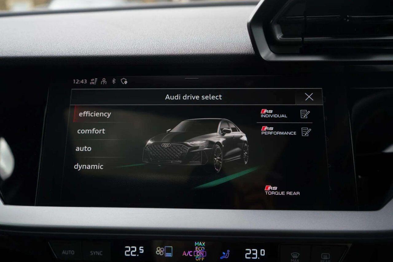 Audi RS3 view 29