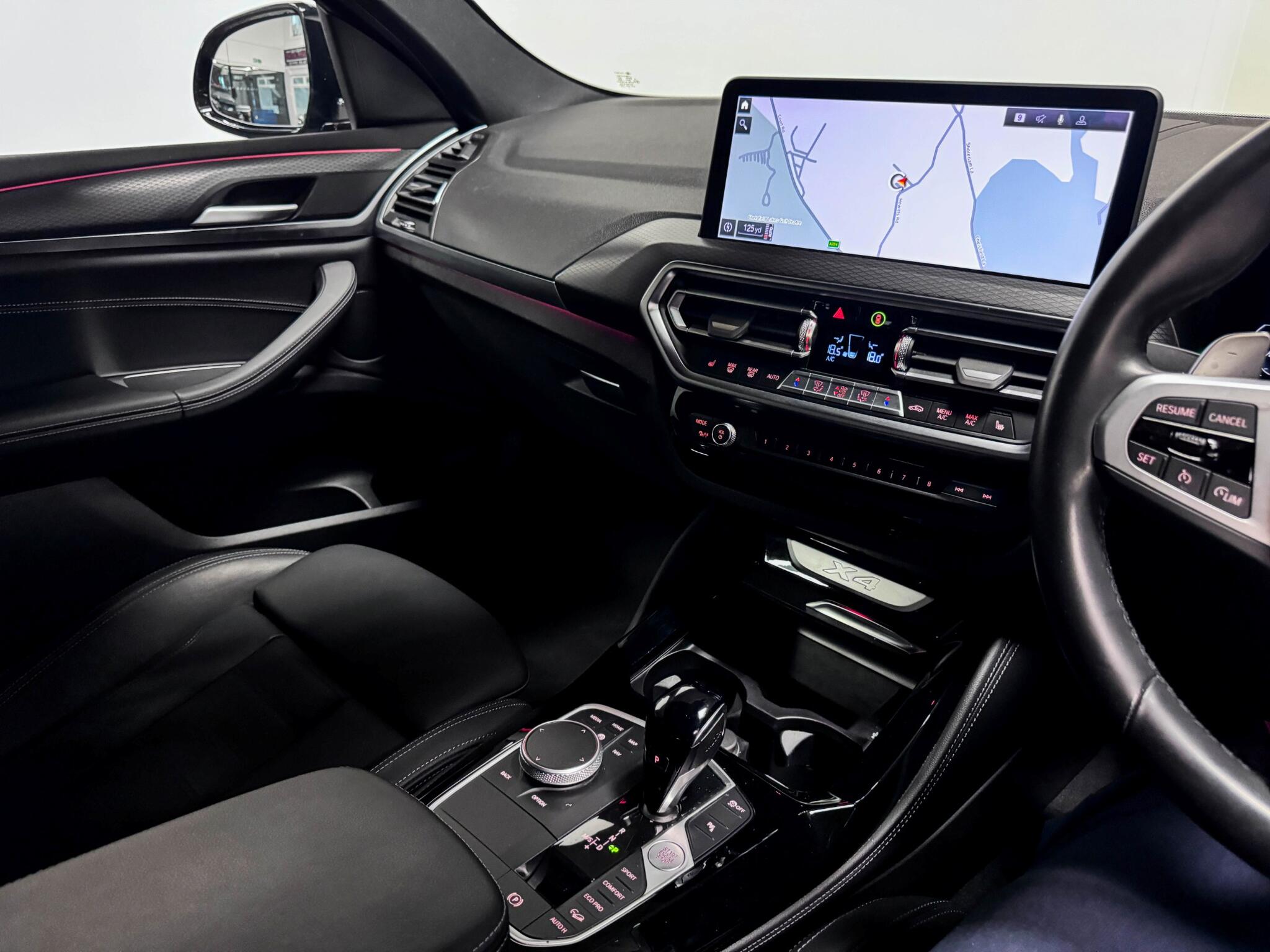 BMW X4 view 26