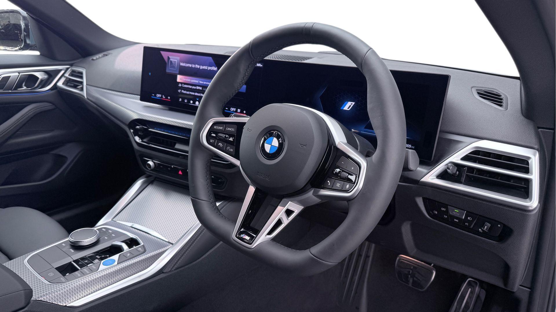 BMW i4 view 6