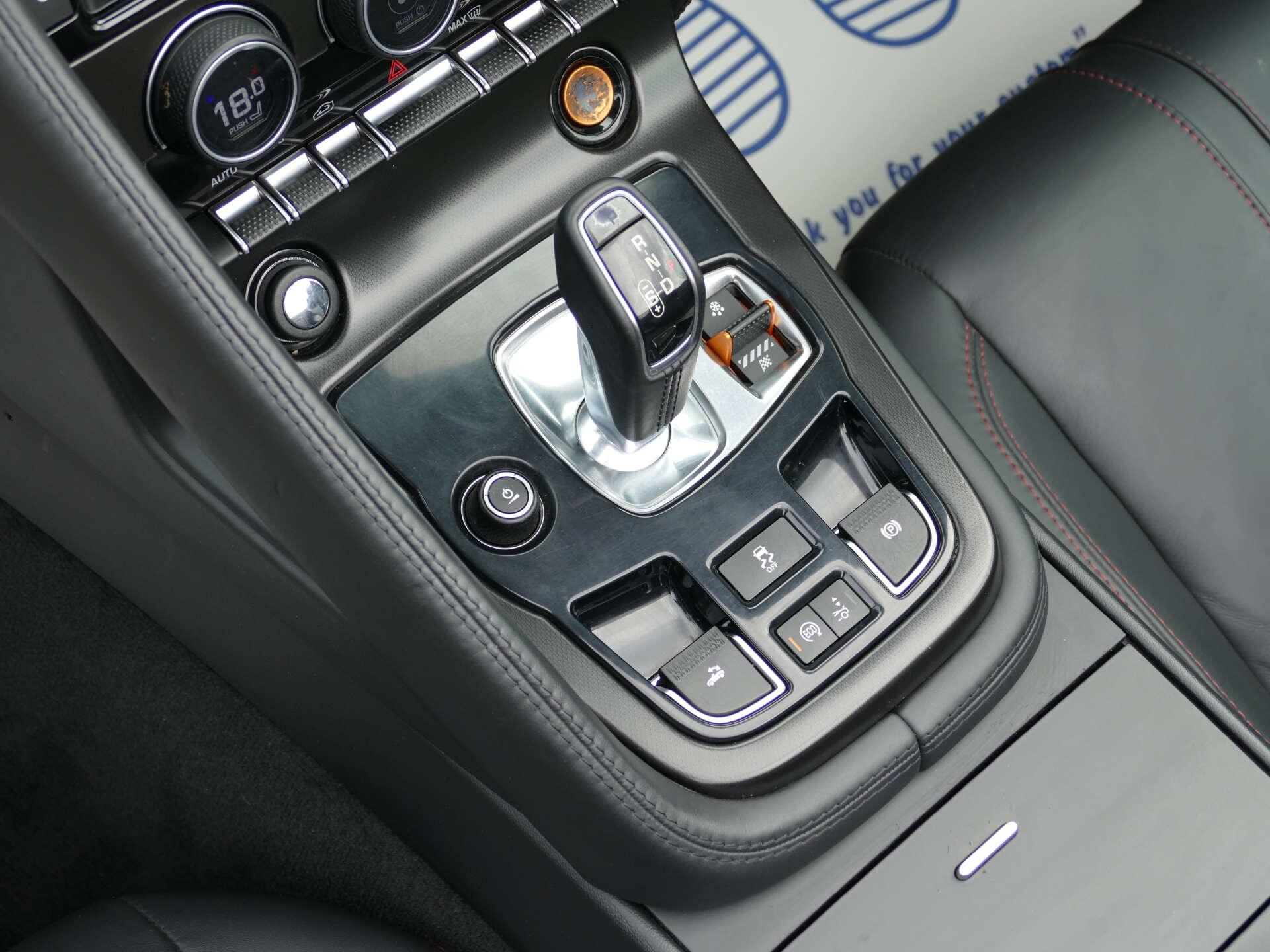 Jaguar F-Type view 42