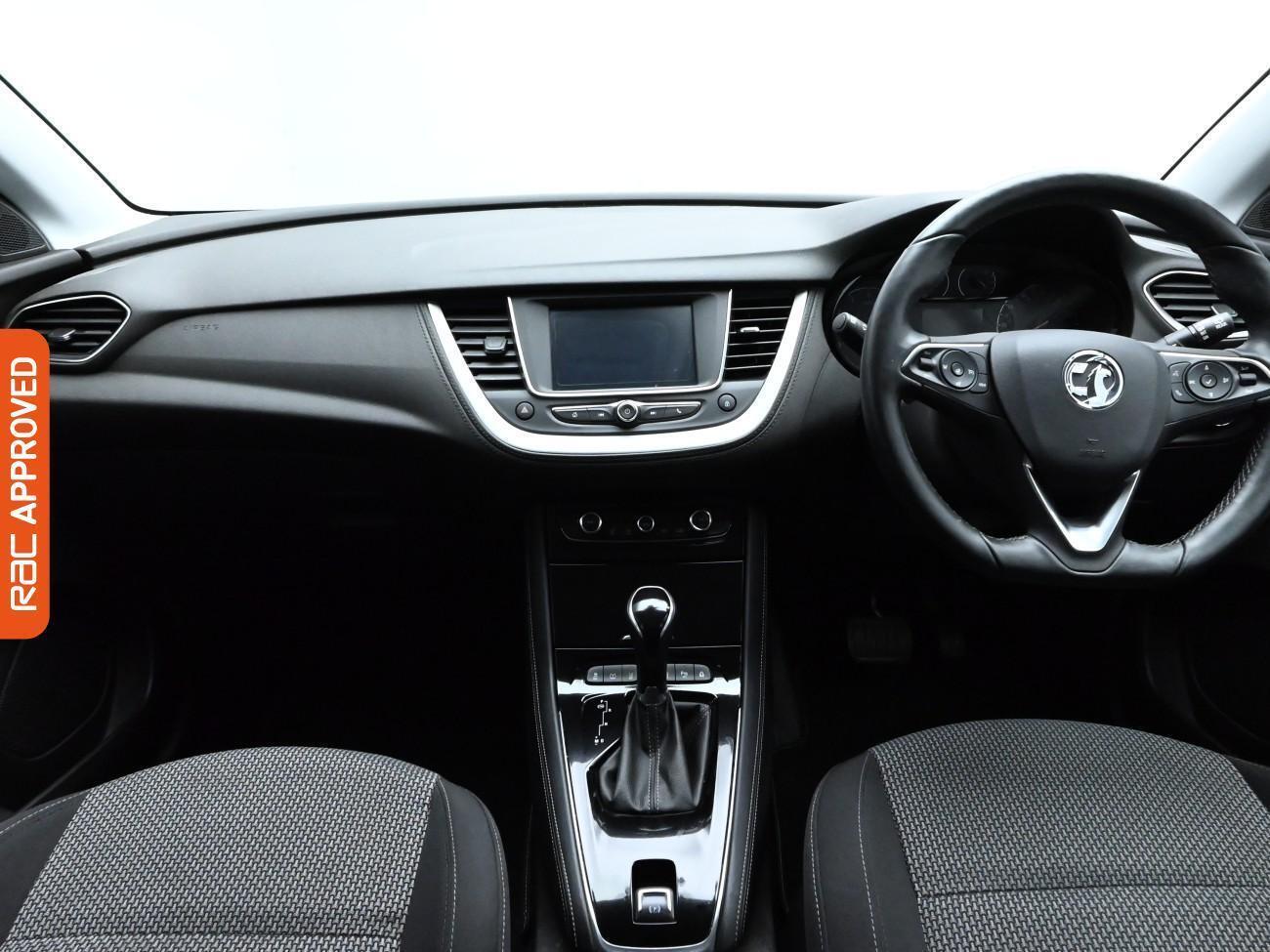 Vauxhall Grandland X view 2