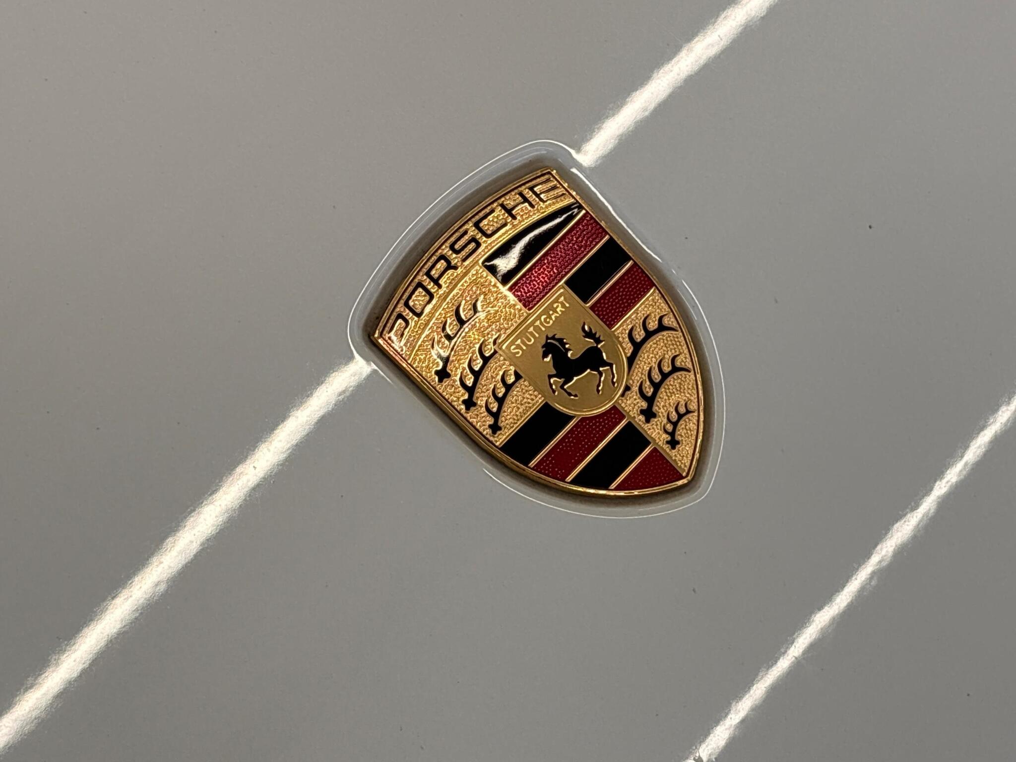 Porsche Taycan view 35