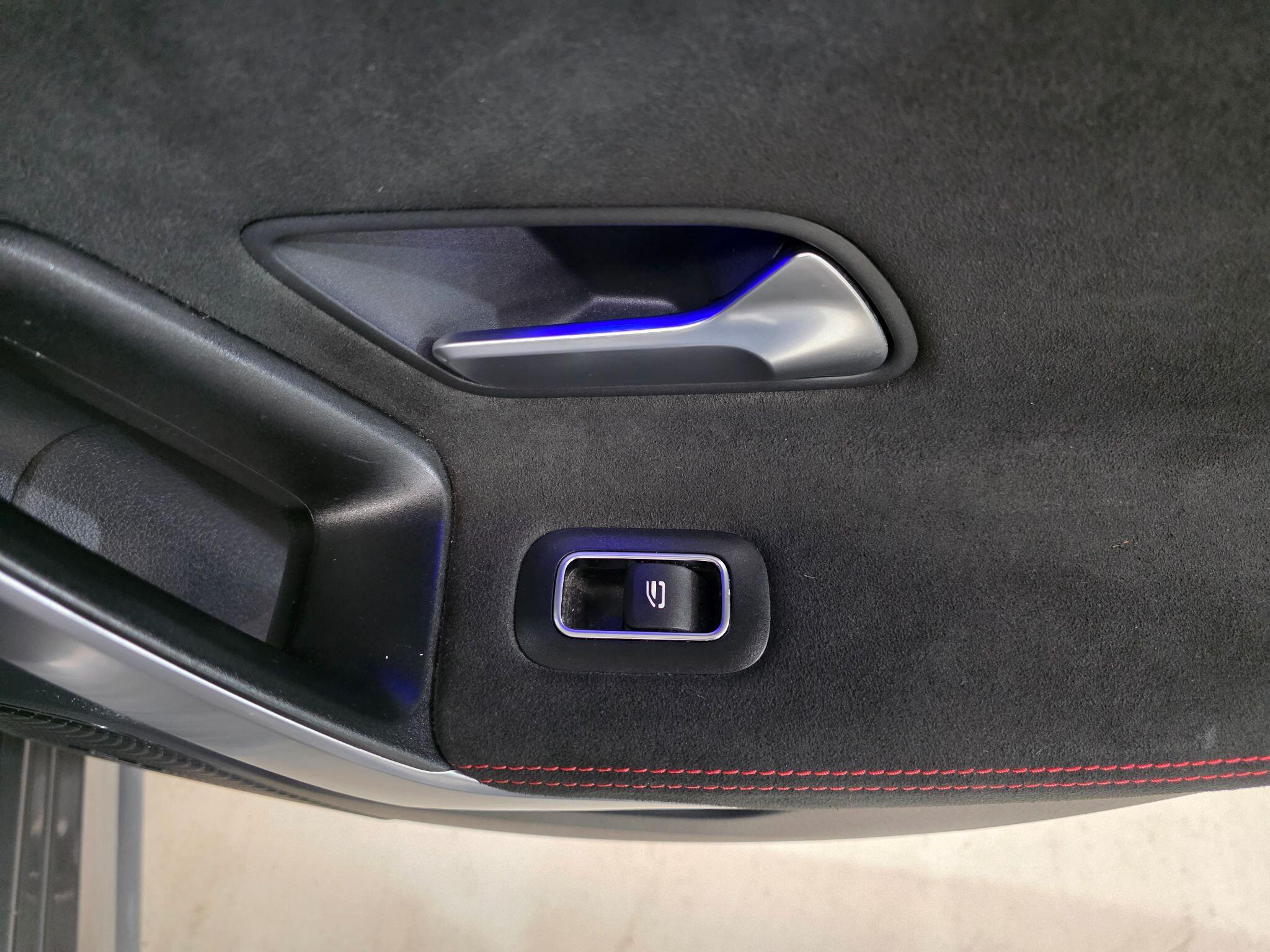 Mercedes-Benz A Class view 21