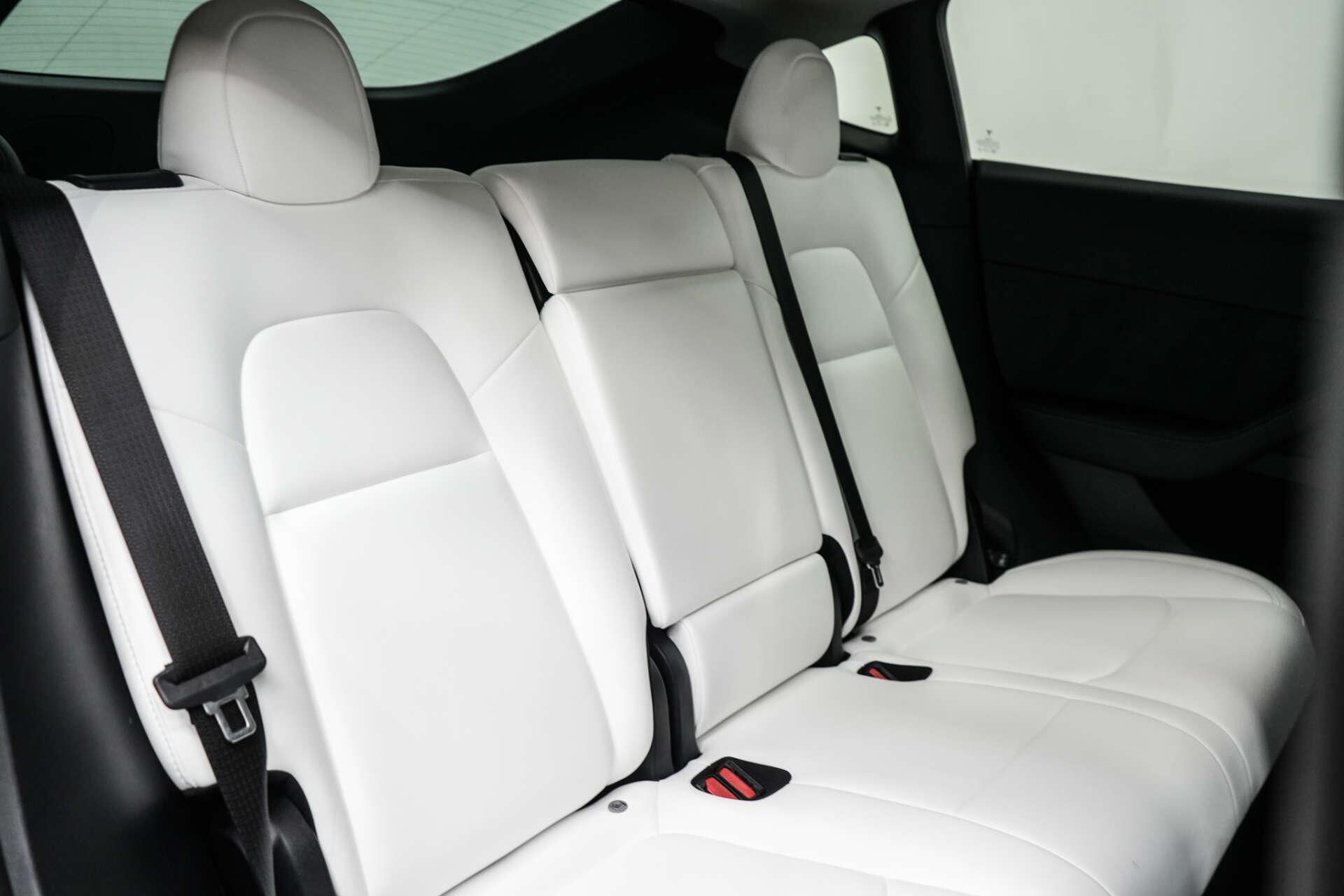 Tesla Model Y view 24