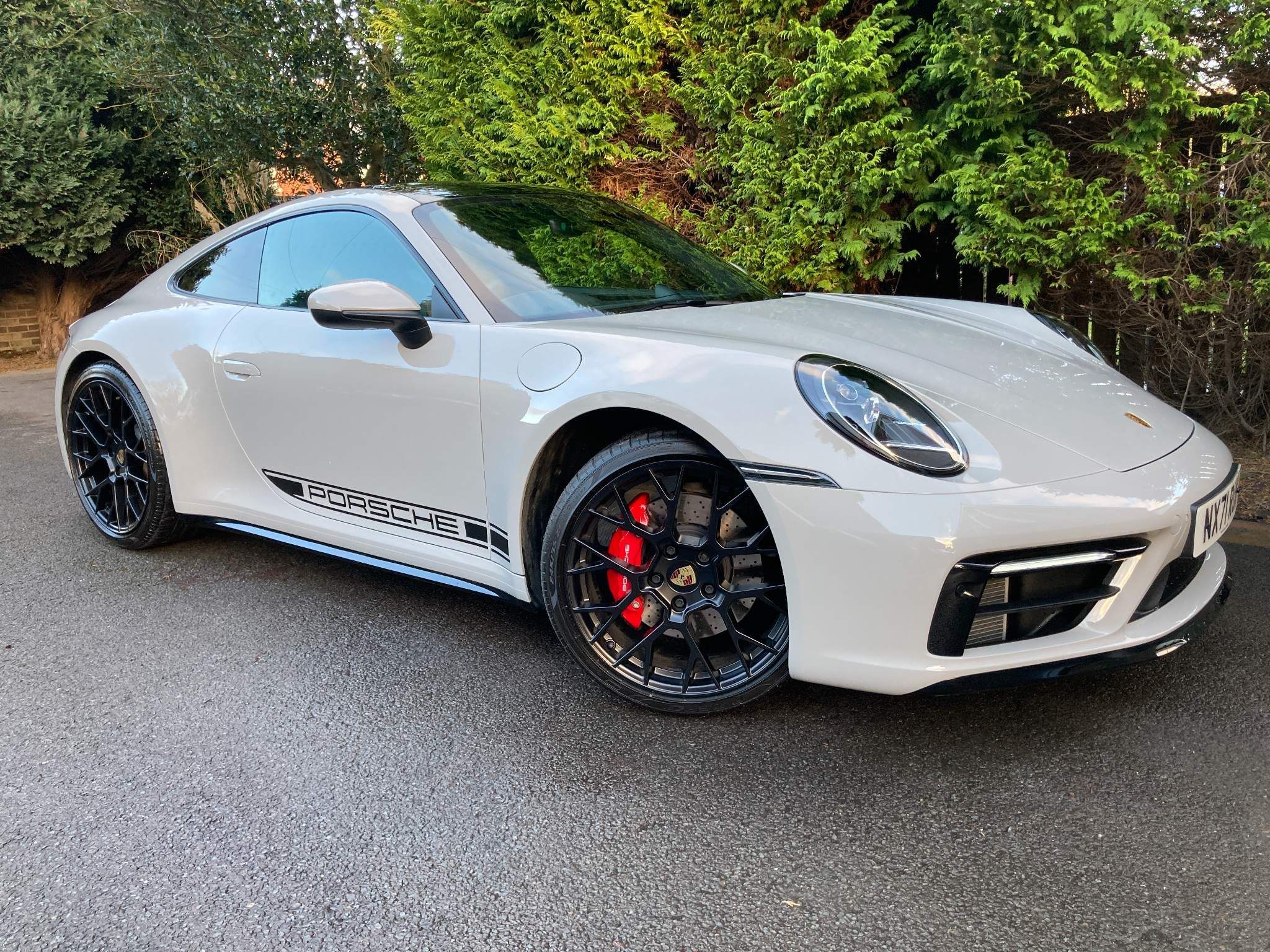 Porsche 911 view 24