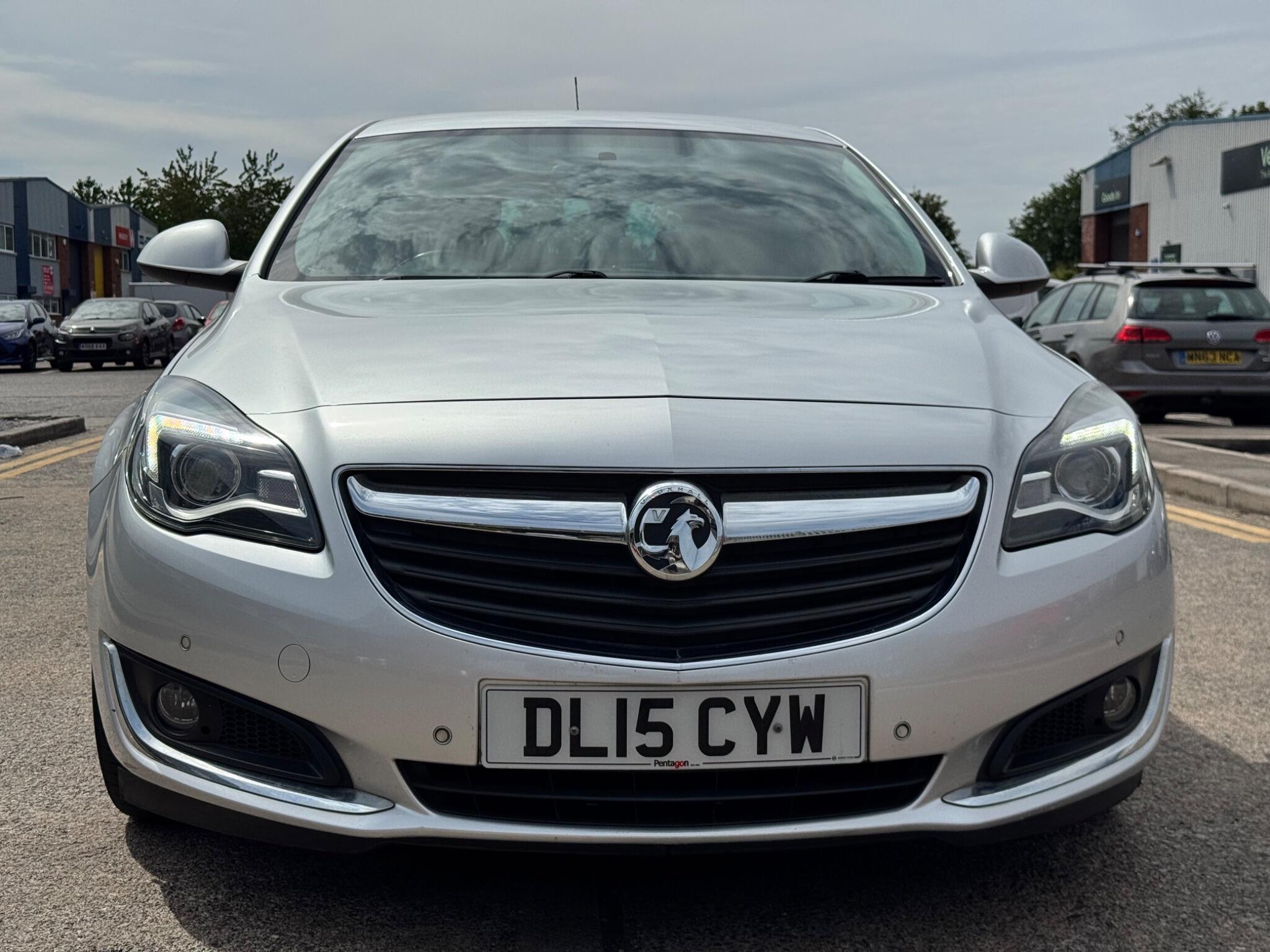 Vauxhall Insignia view 6