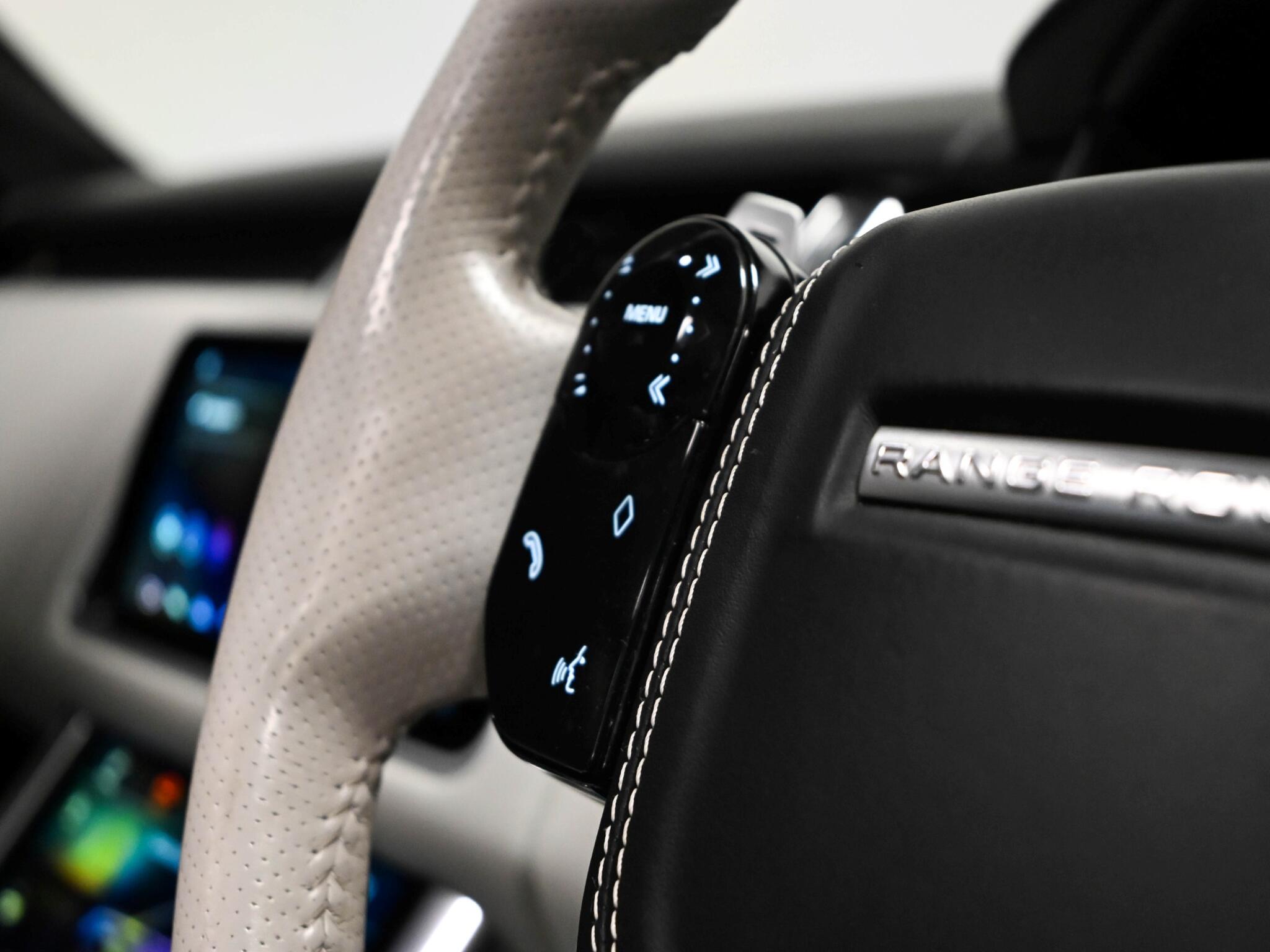 Land Rover Range Rover Sport view 14