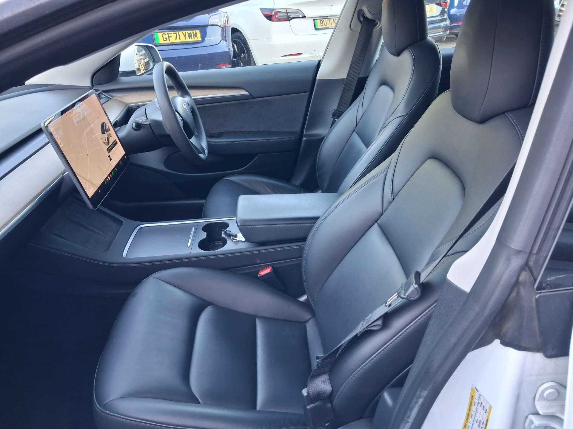 Tesla Model 3 view 20