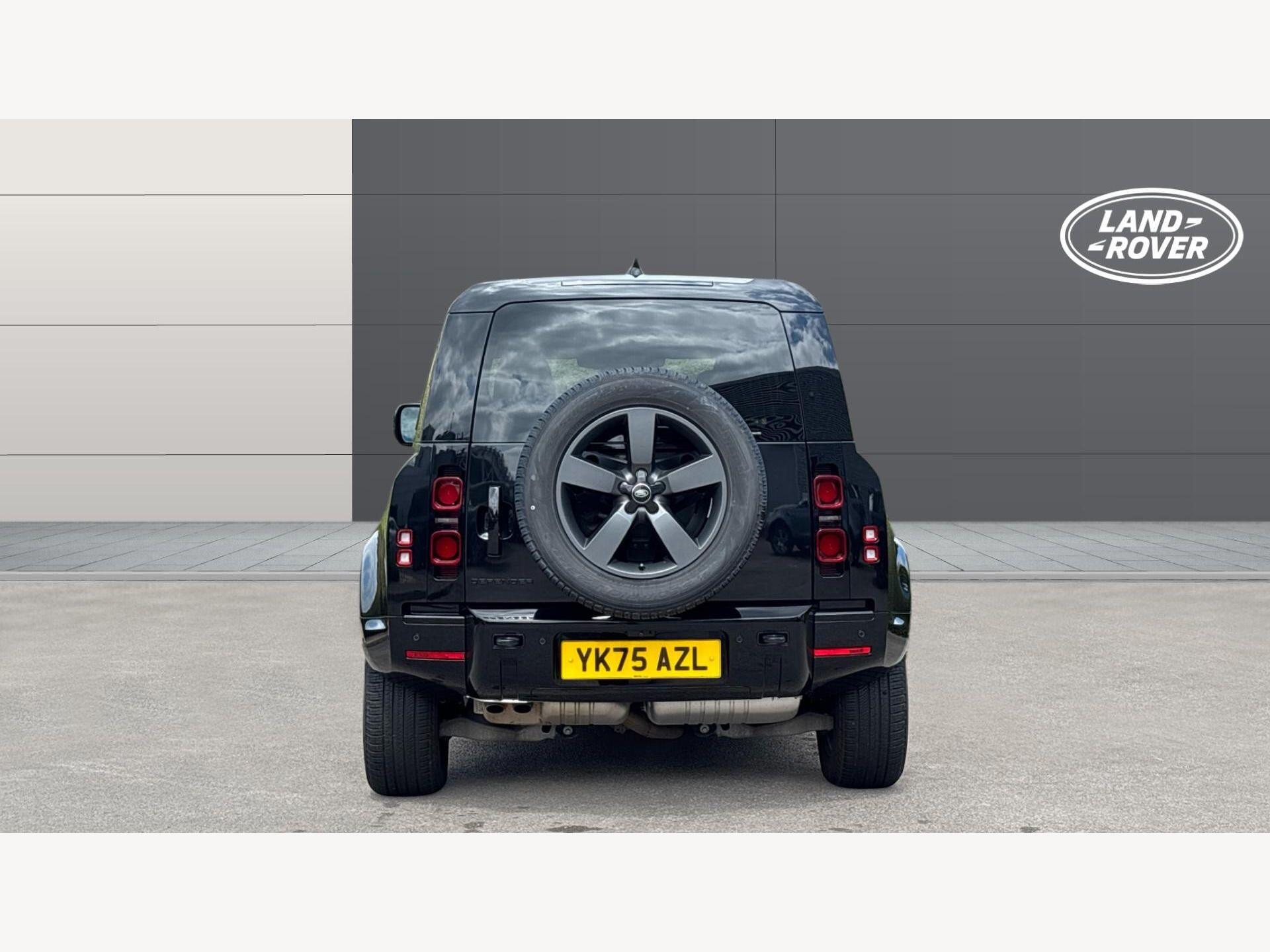 Land Rover Defender view 7