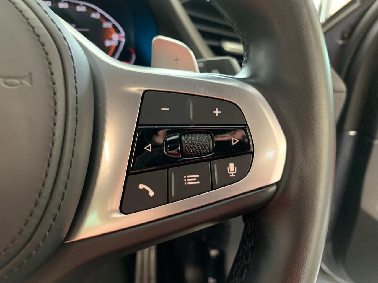 BMW 1 Series view 36