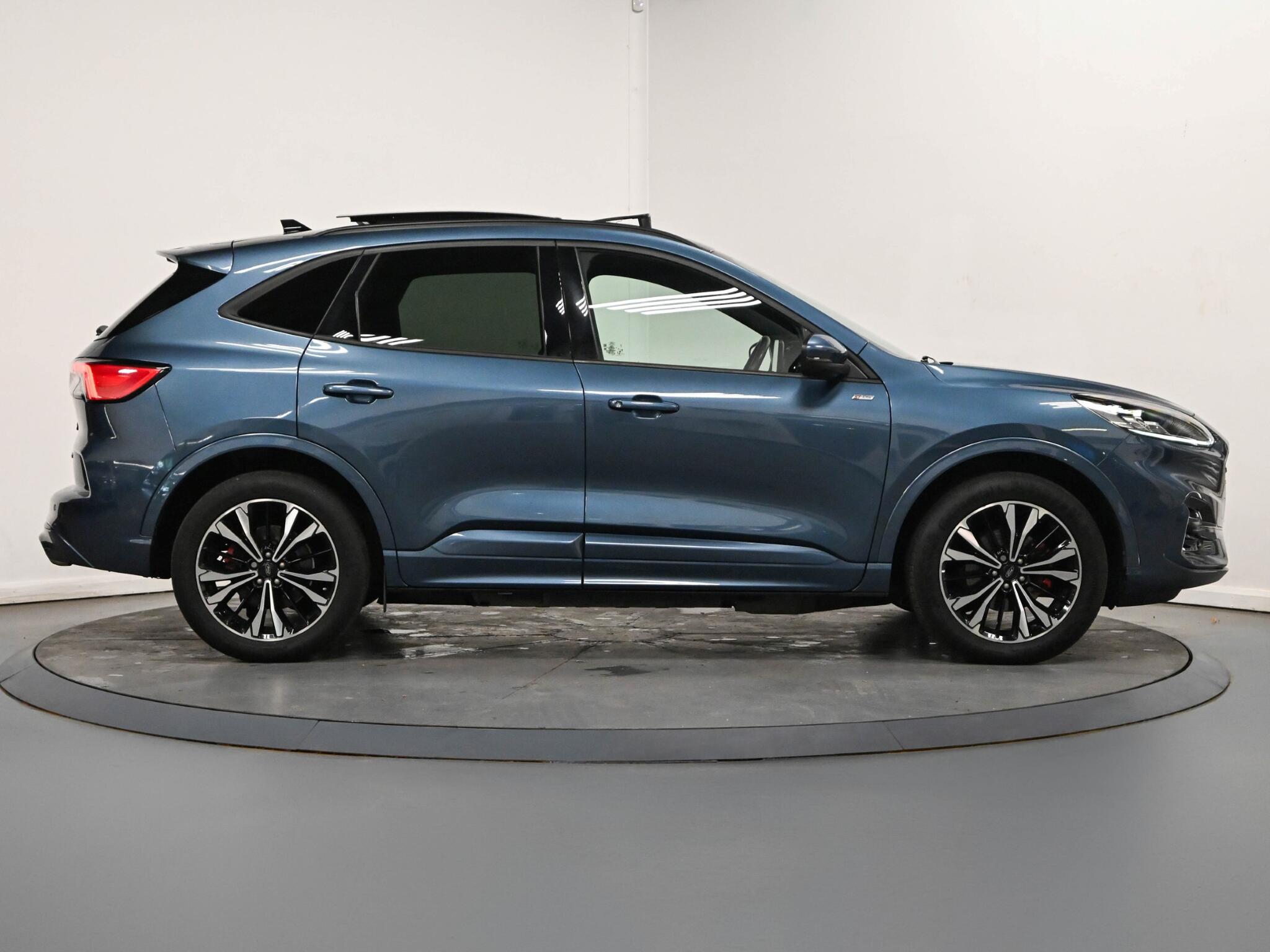 Ford Kuga view 23