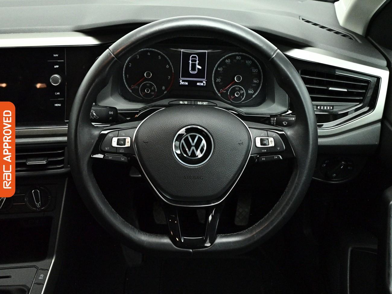 Volkswagen Polo view 9