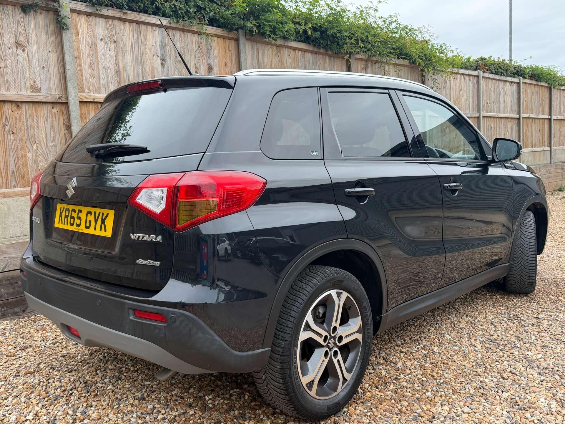 Suzuki Vitara view 14