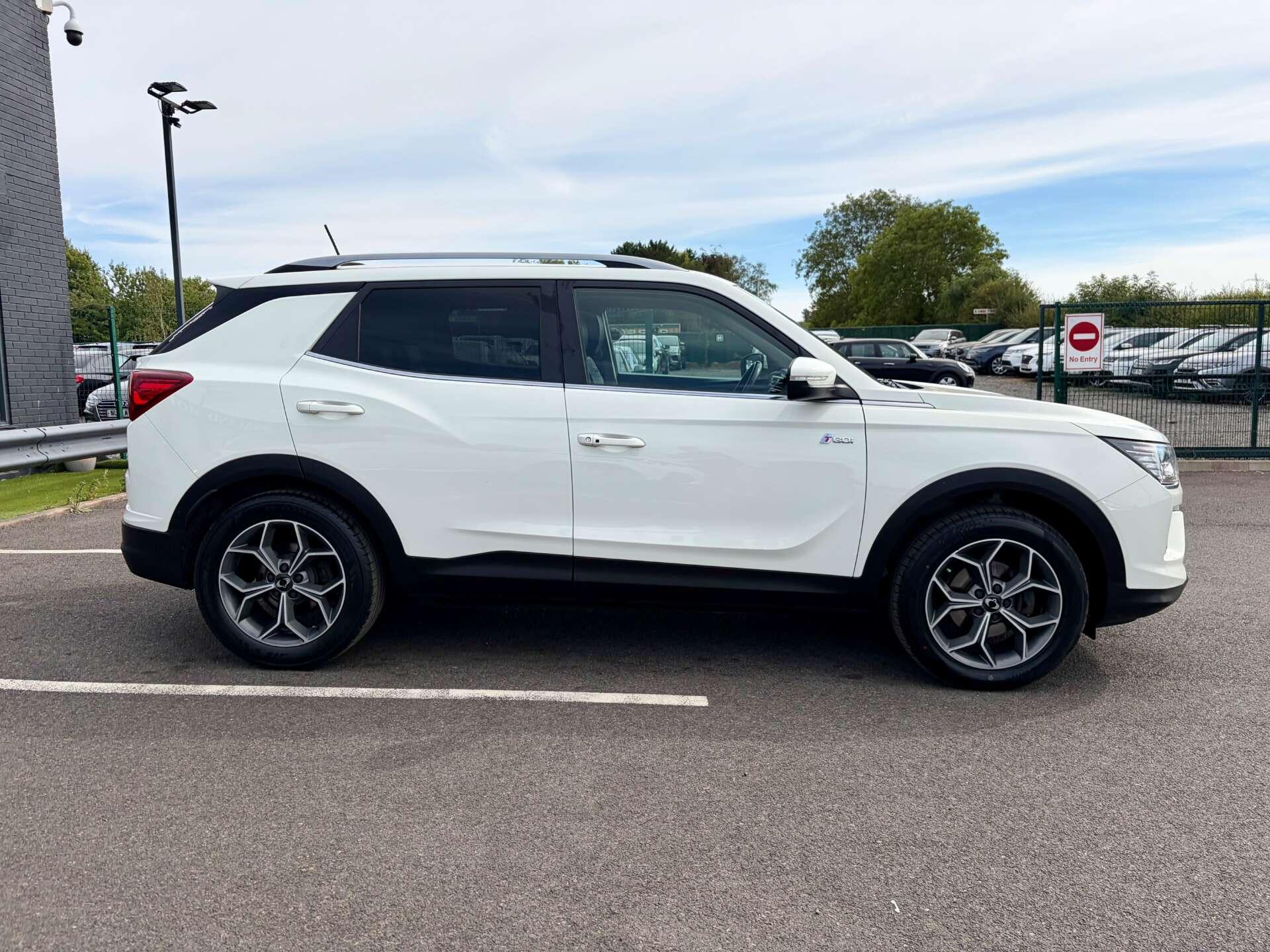 Ssangyong Korando view 9
