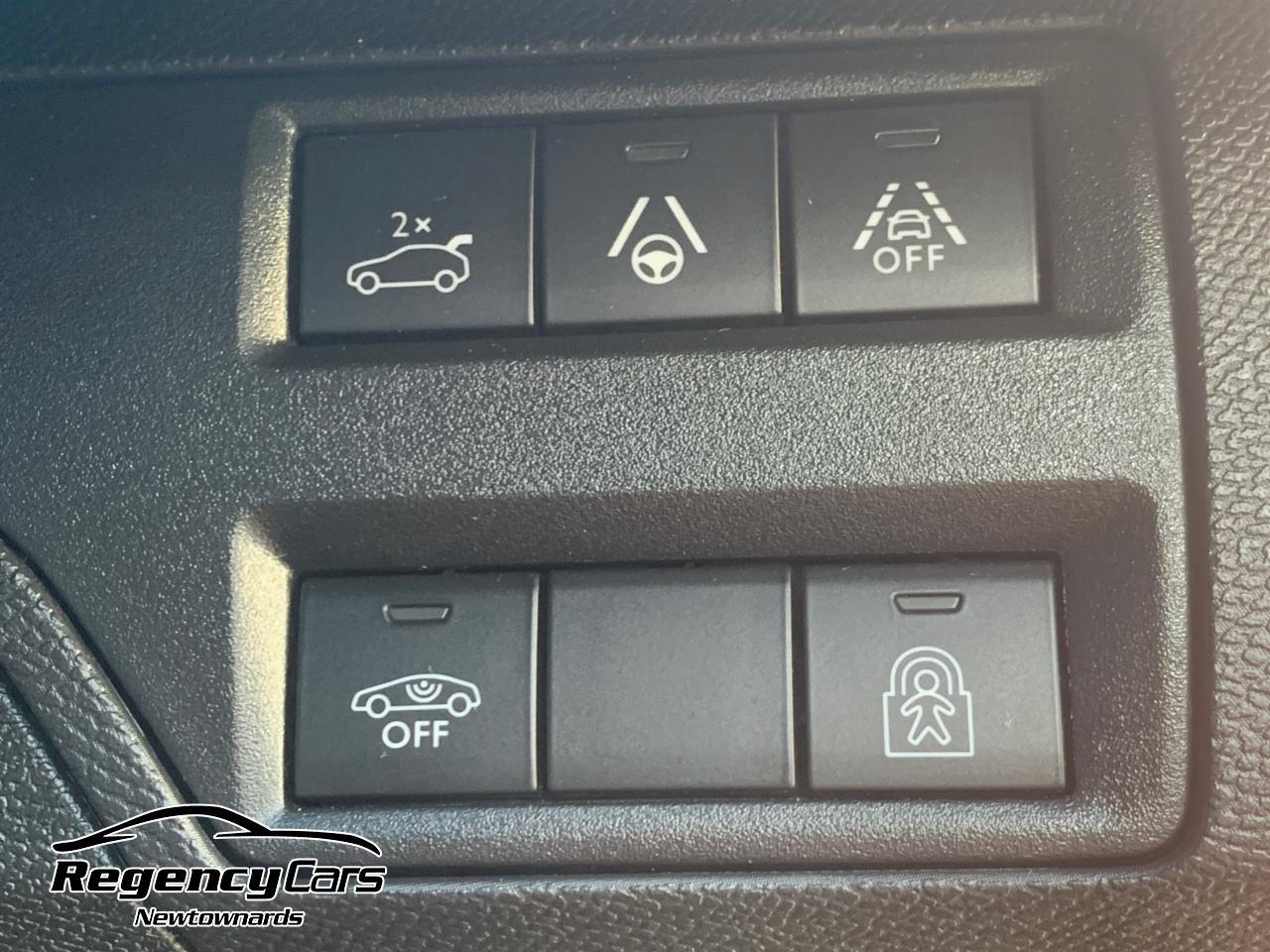 Peugeot 3008 view 16