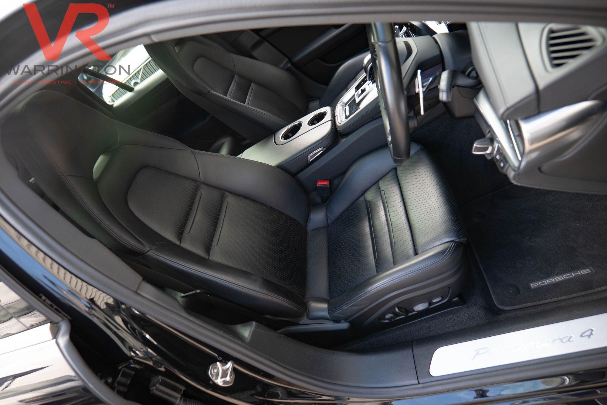 Porsche Panamera view 20