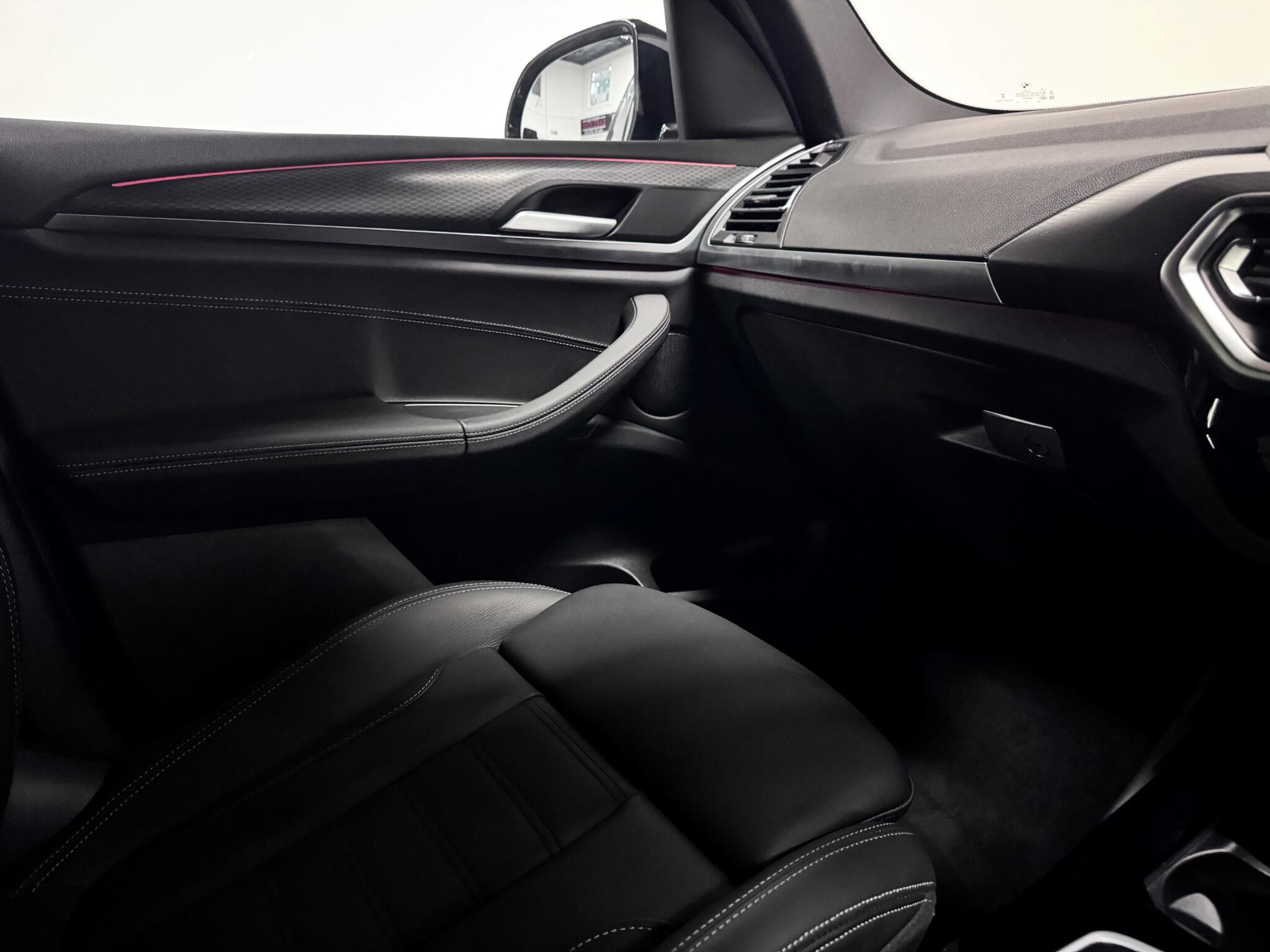 BMW X3 view 27