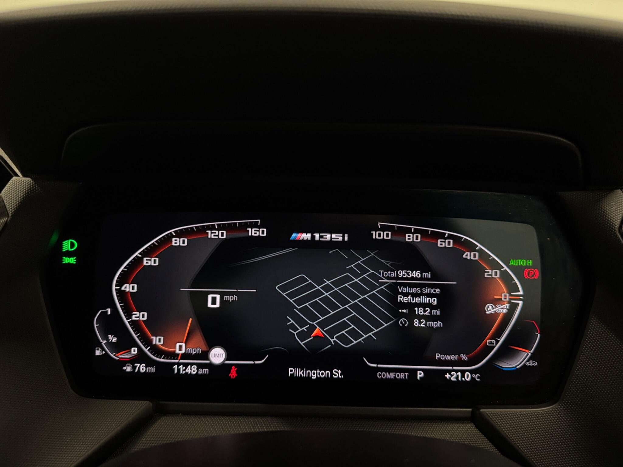 BMW 1 Series view 15