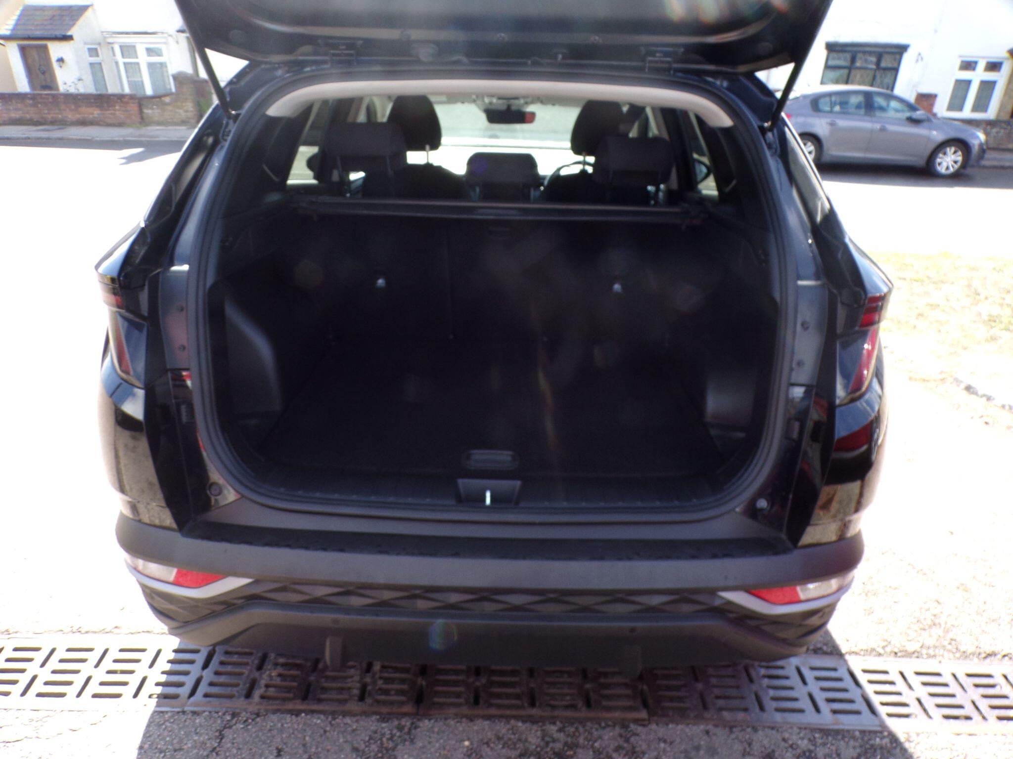 Hyundai Tucson view 8