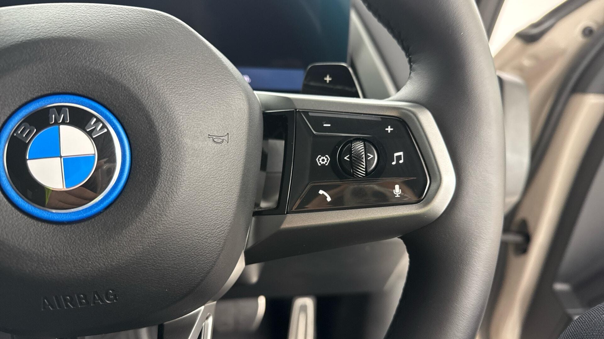 BMW X3 view 19