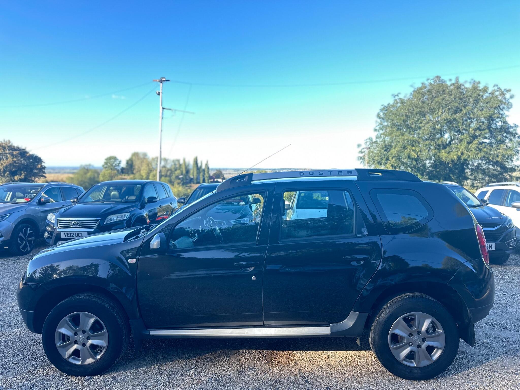 Dacia Duster view 11