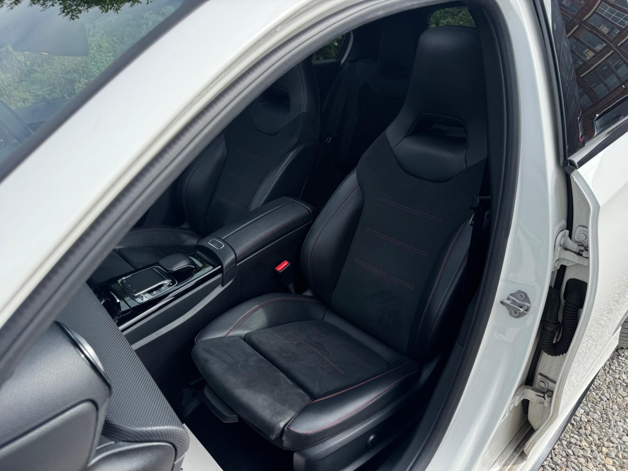 Mercedes-Benz A-Class view 23