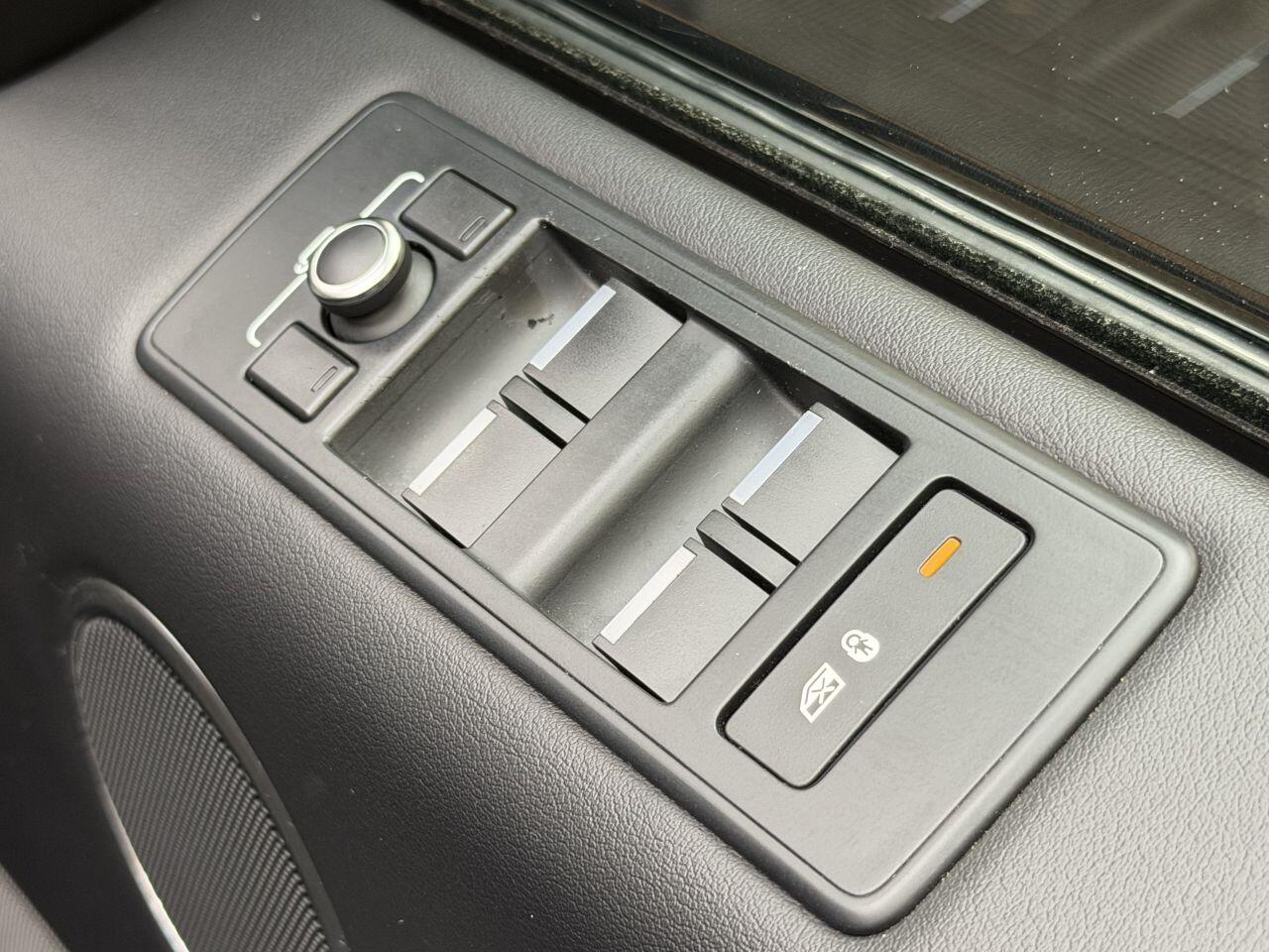 Land Rover Range Rover Sport view 31