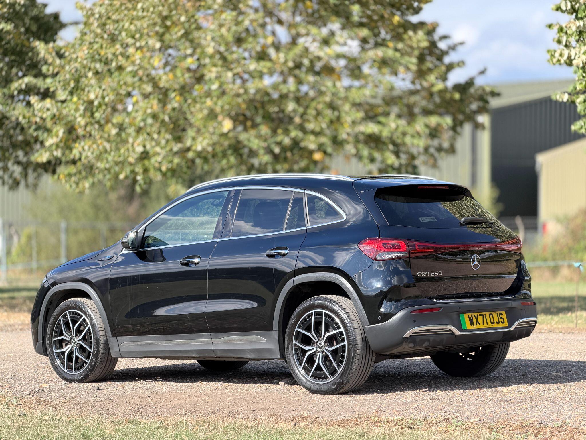 Mercedes-Benz EQA view 13
