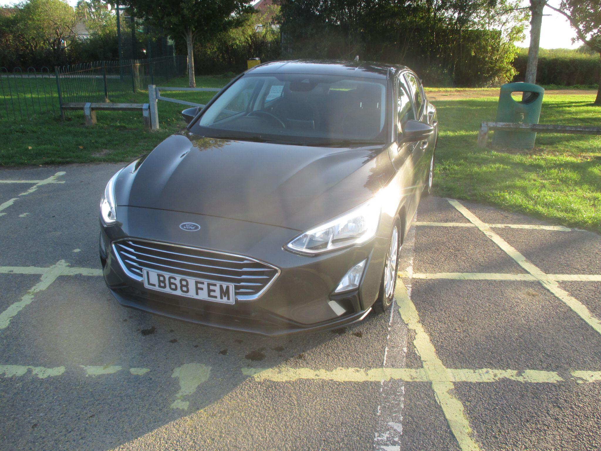 Ford Focus view 25