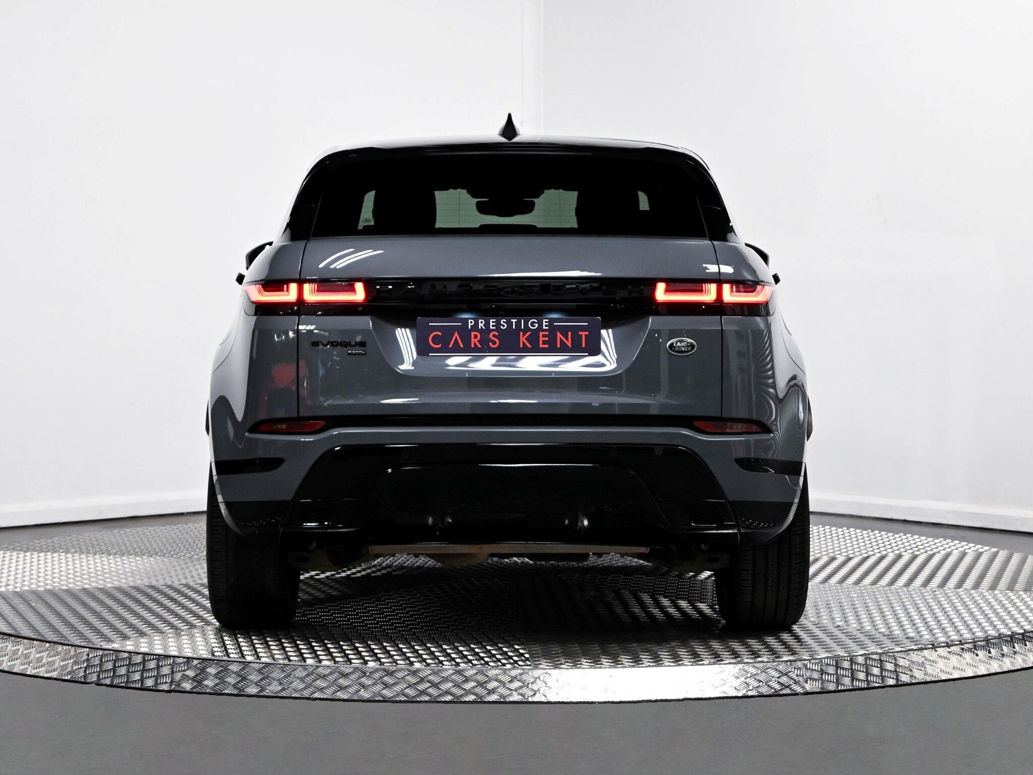 Land Rover Range Rover Evoque view 23