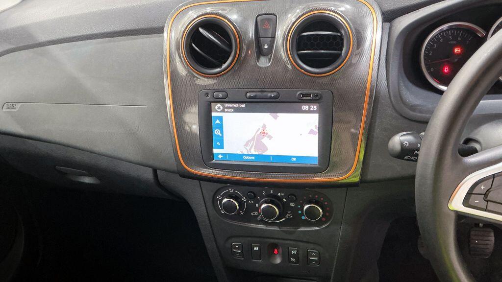 Dacia Sandero view 10