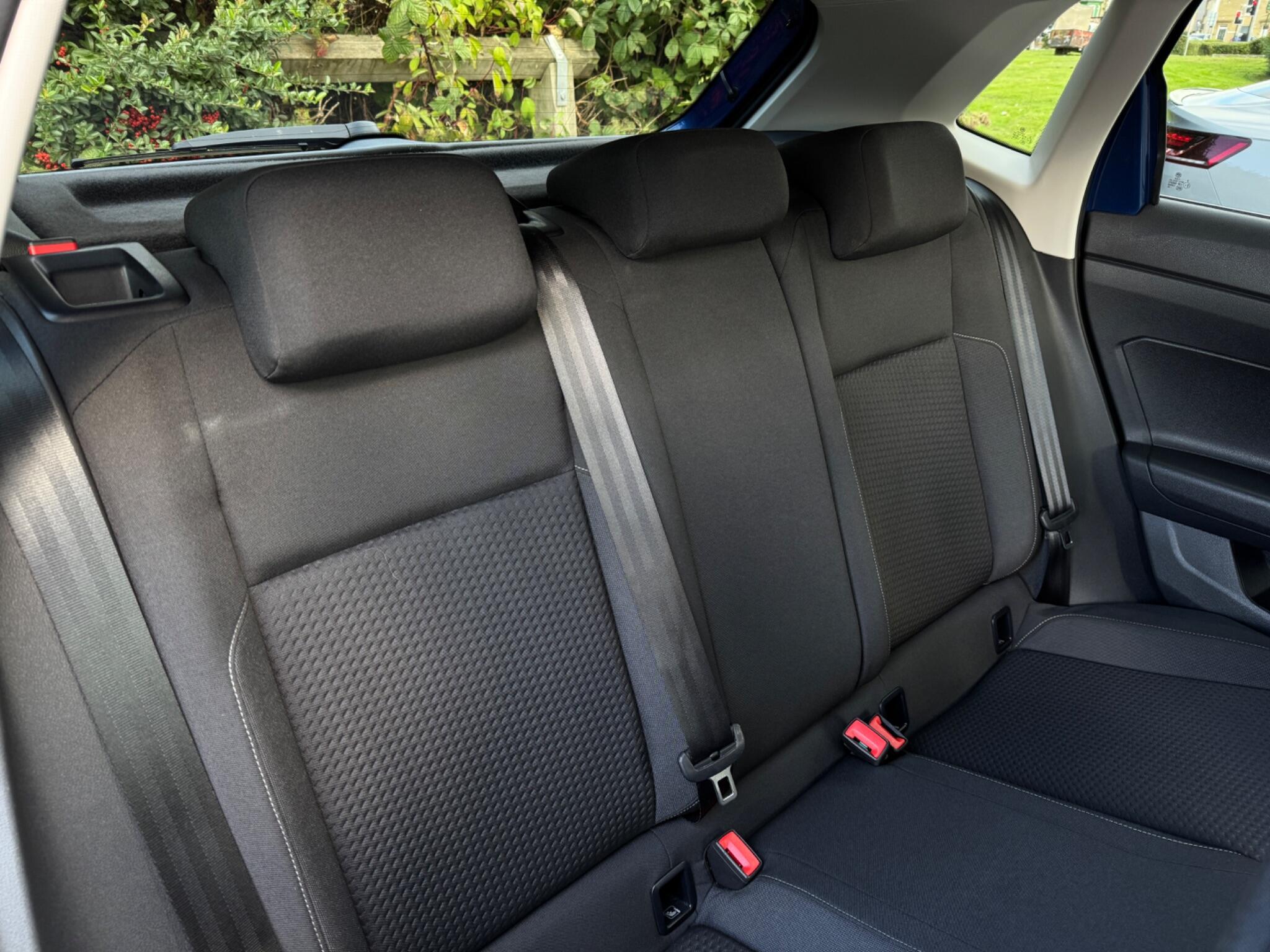 Volkswagen Polo view 23