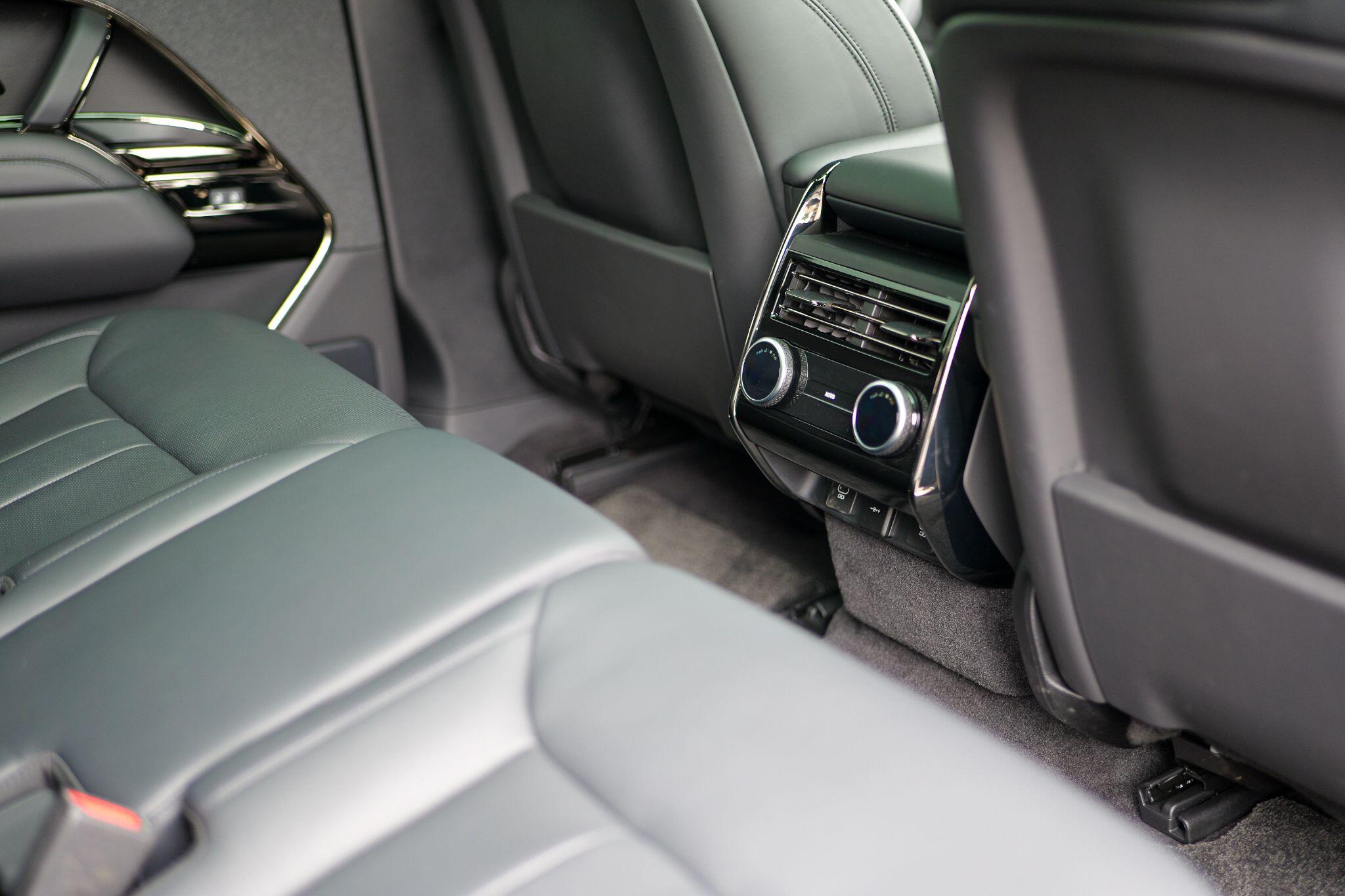 Land Rover Range Rover Sport view 27