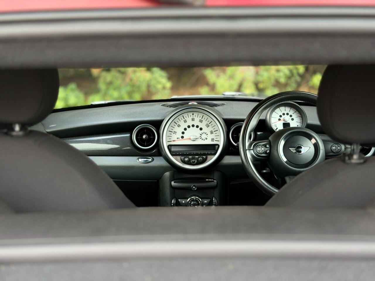 Mini Cooper view 16